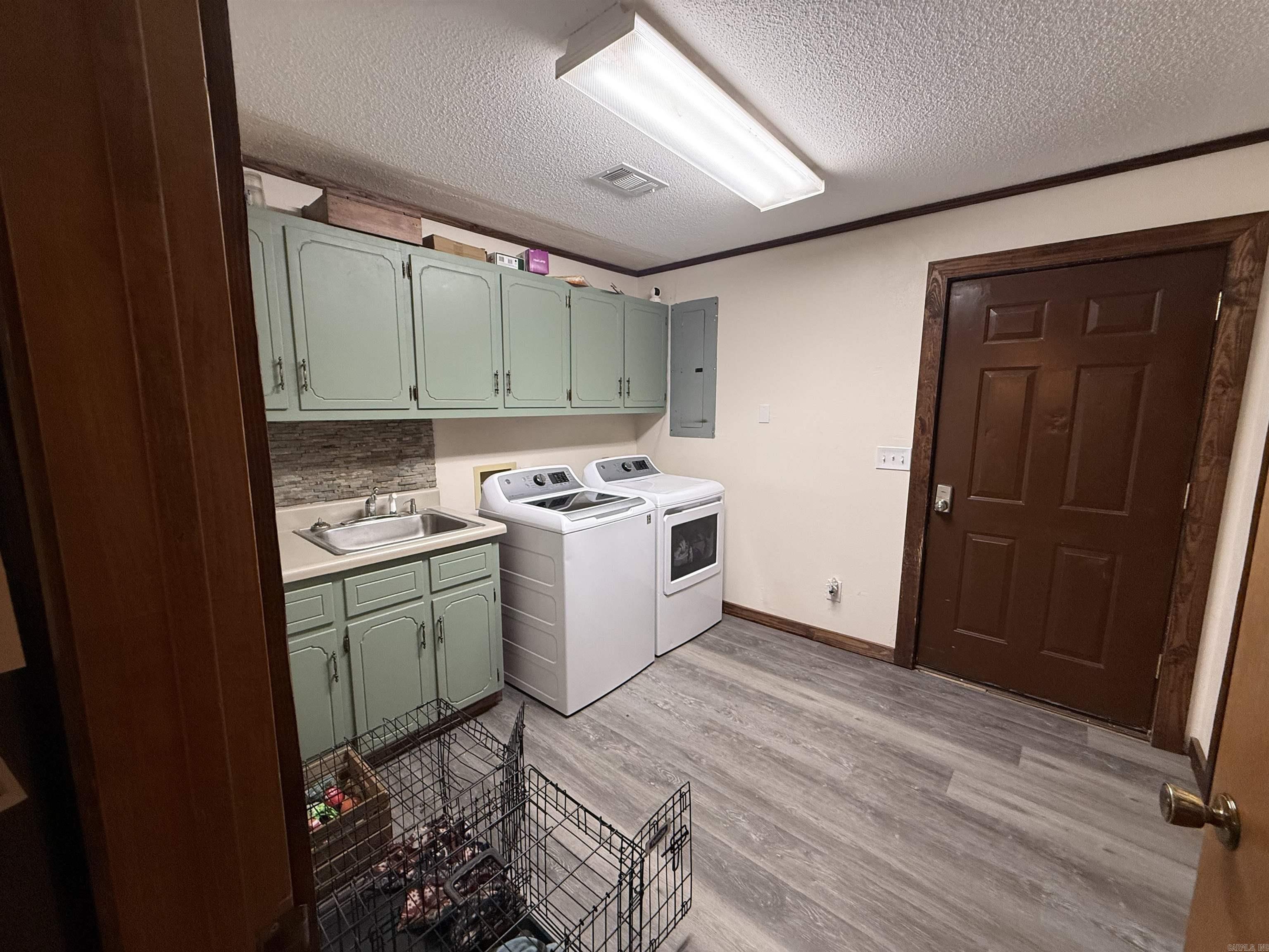 1650 N Hill  Newark, AR