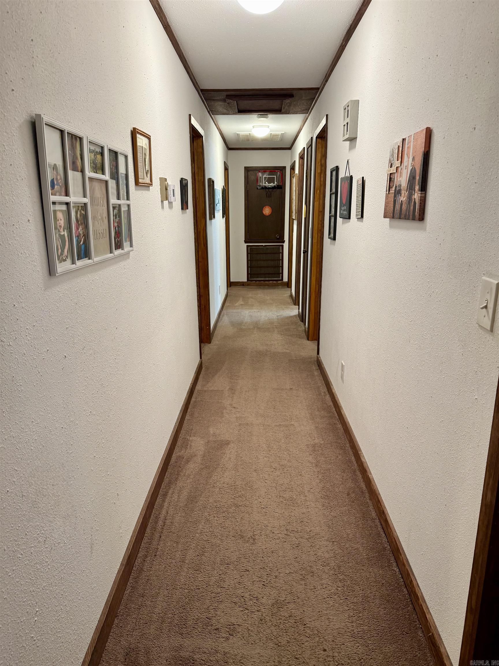 1650 N Hill  Newark, AR