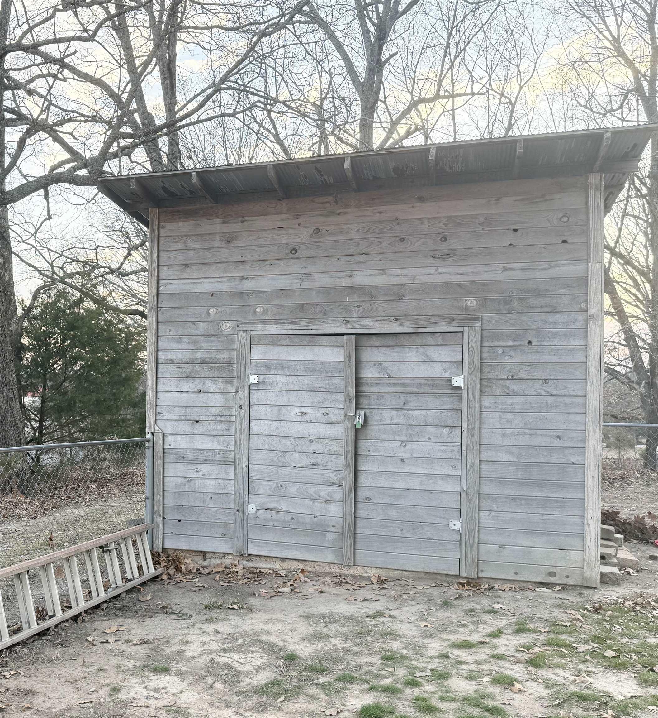 1650 N Hill  Newark, AR