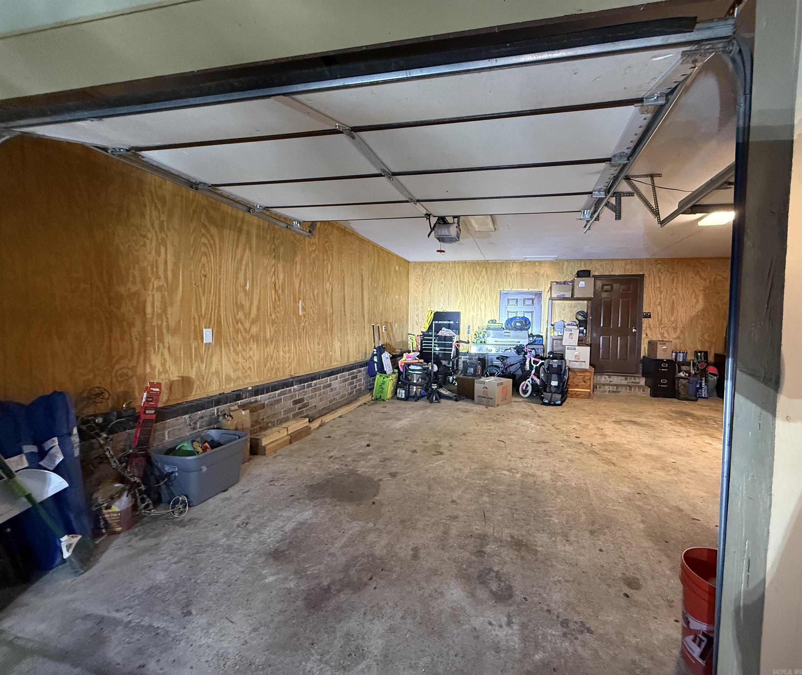 1650 N Hill  Newark, AR