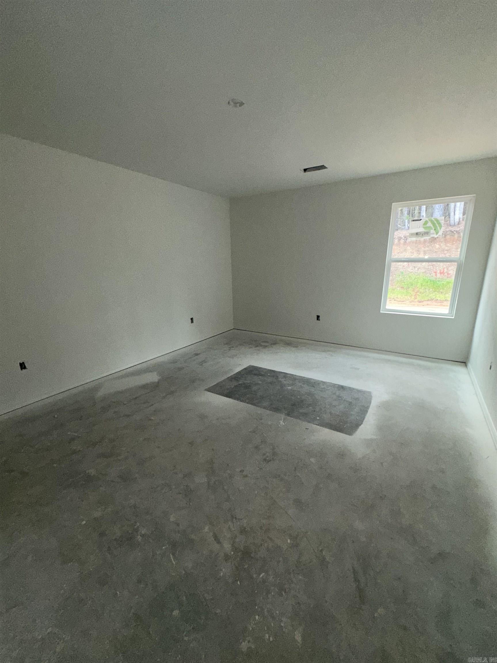 775 Gussy Lane Benton, AR 72019