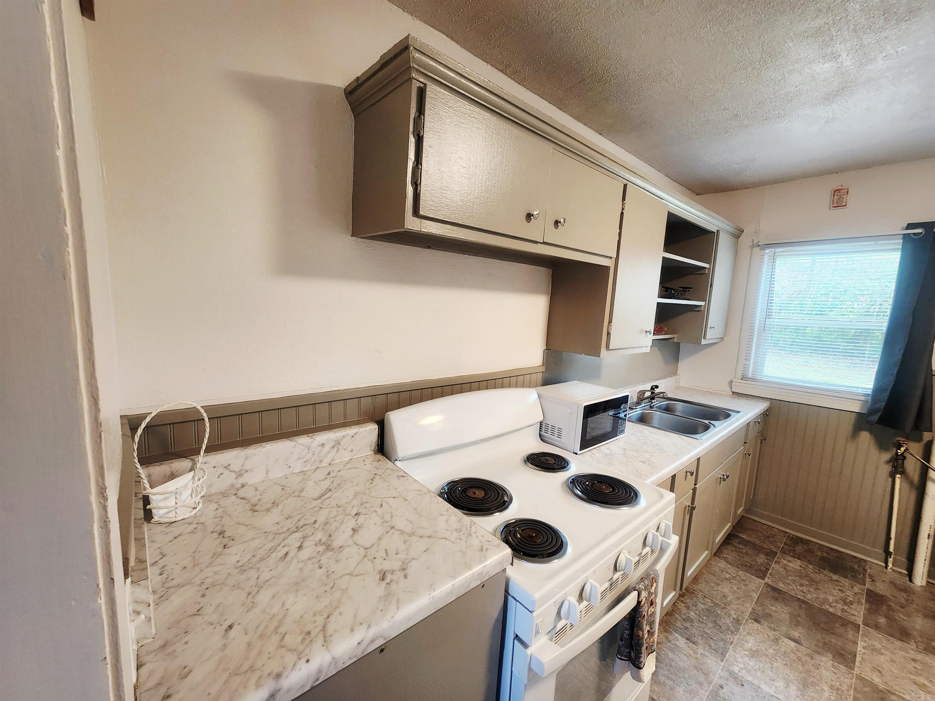 1501 E Highland  Malvern, AR