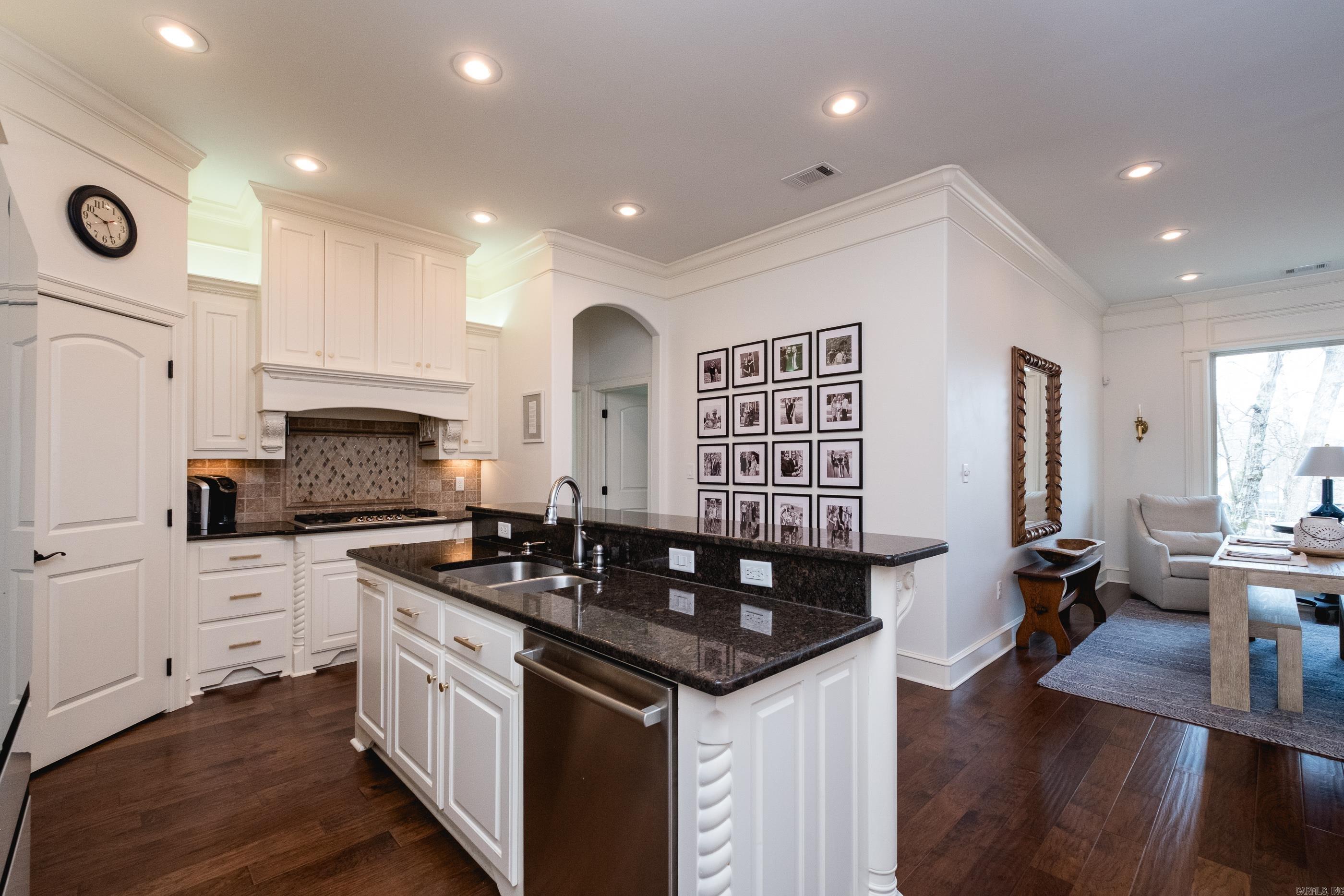 2 Greymoss Cove  Little Rock, AR