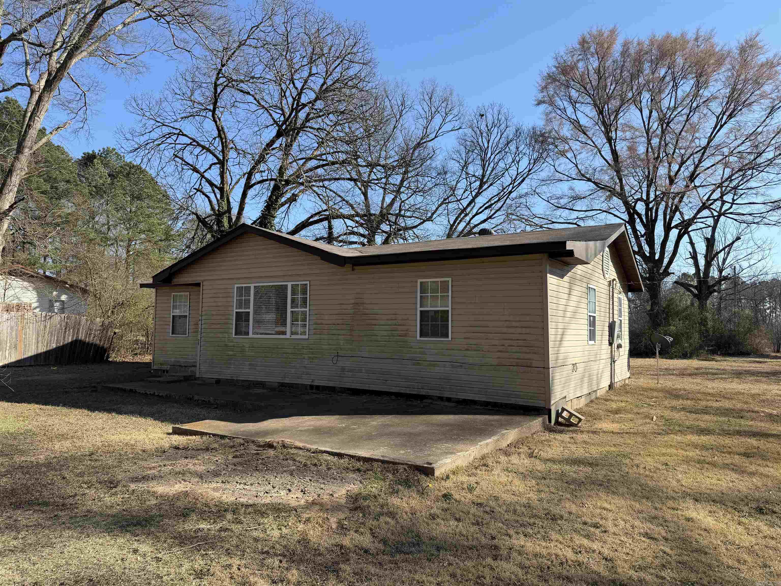 420 W Hillside  Benton, AR