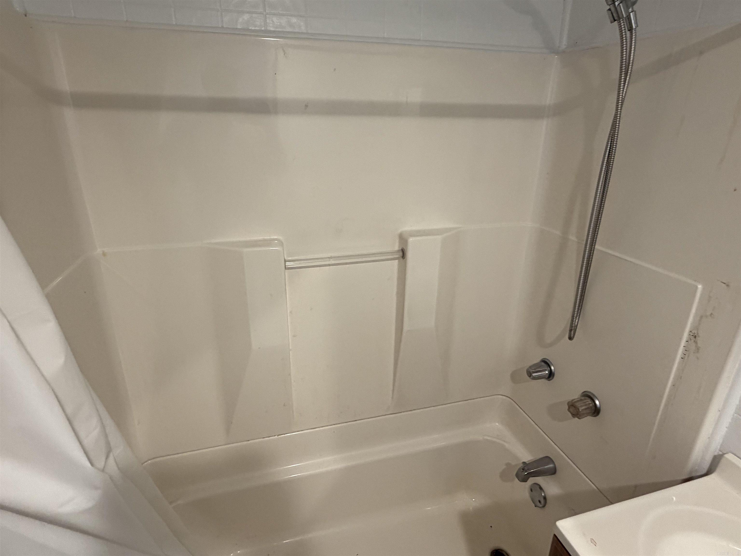 420 W Hillside  Benton, AR