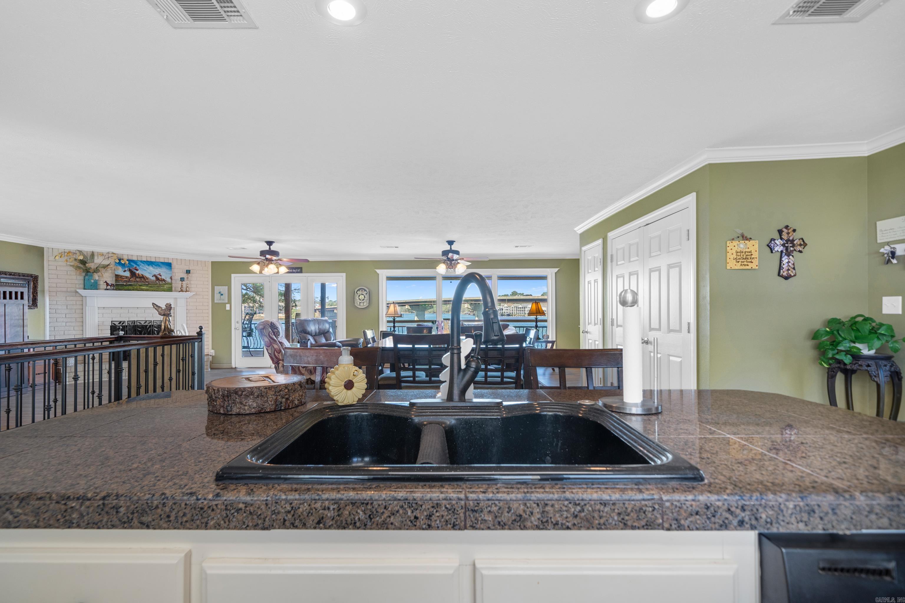 123 Bridgeview  Hot Springs, AR