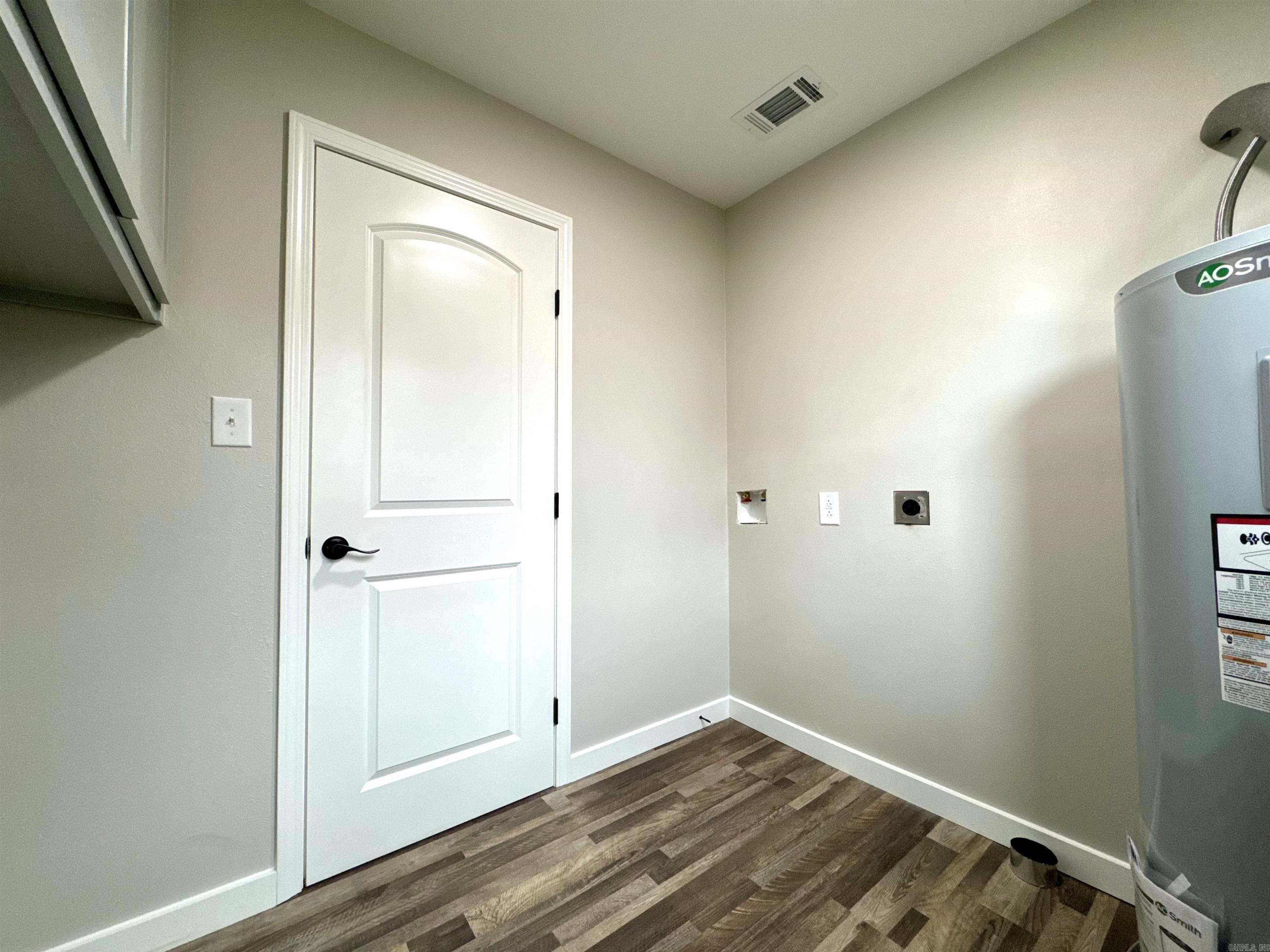 302 W Commerce St Morrilton, AR 72110