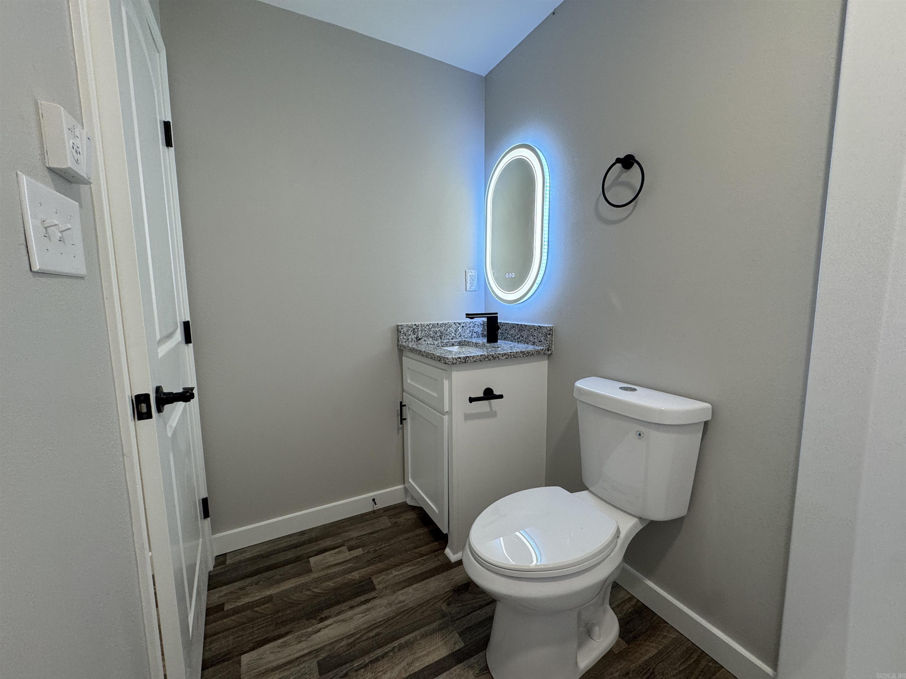 302 W Commerce St  Morrilton, AR