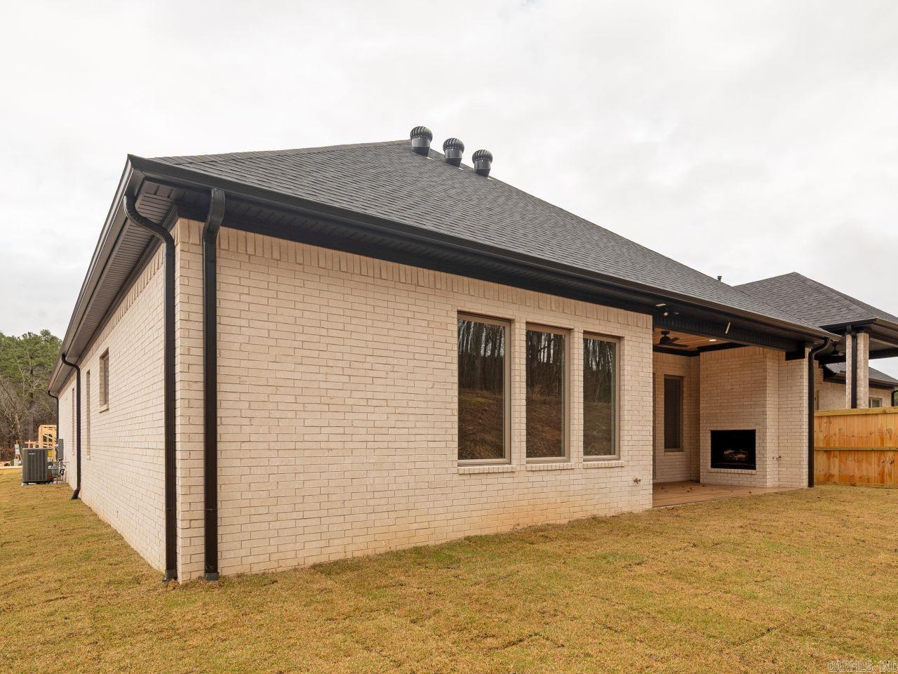 147 Kinley Loop Little Rock, AR 72223