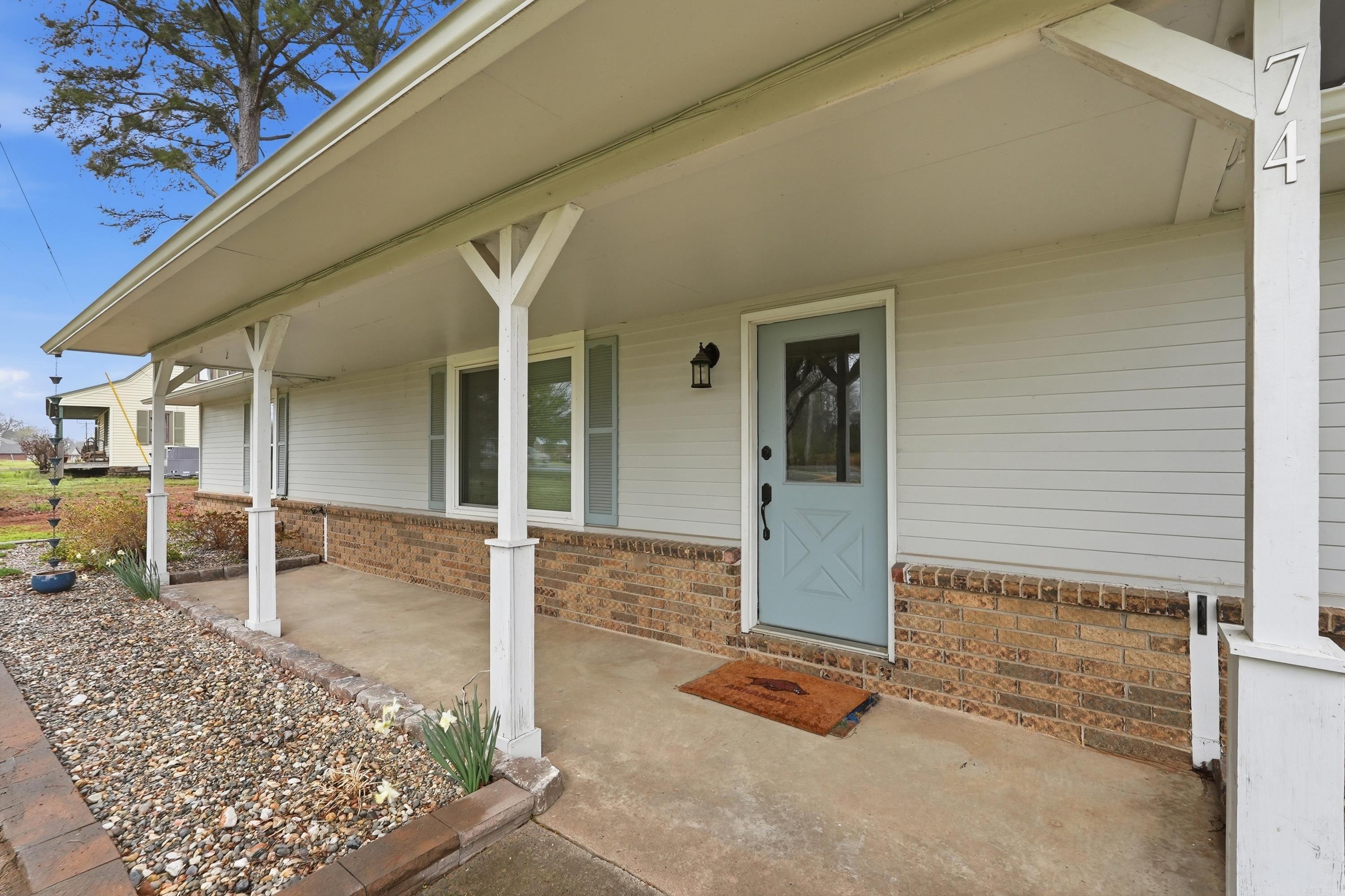 74 E Main  Greenbrier, AR