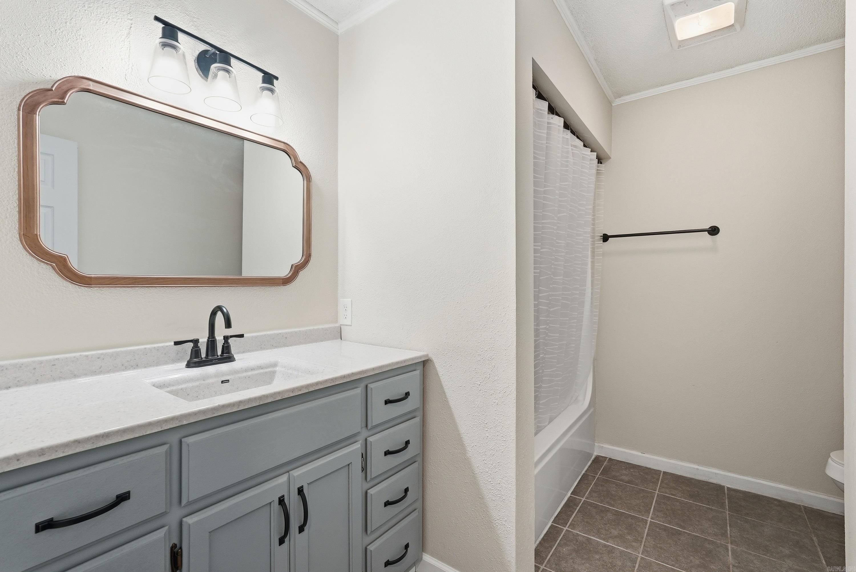 74 E Main  Greenbrier, AR