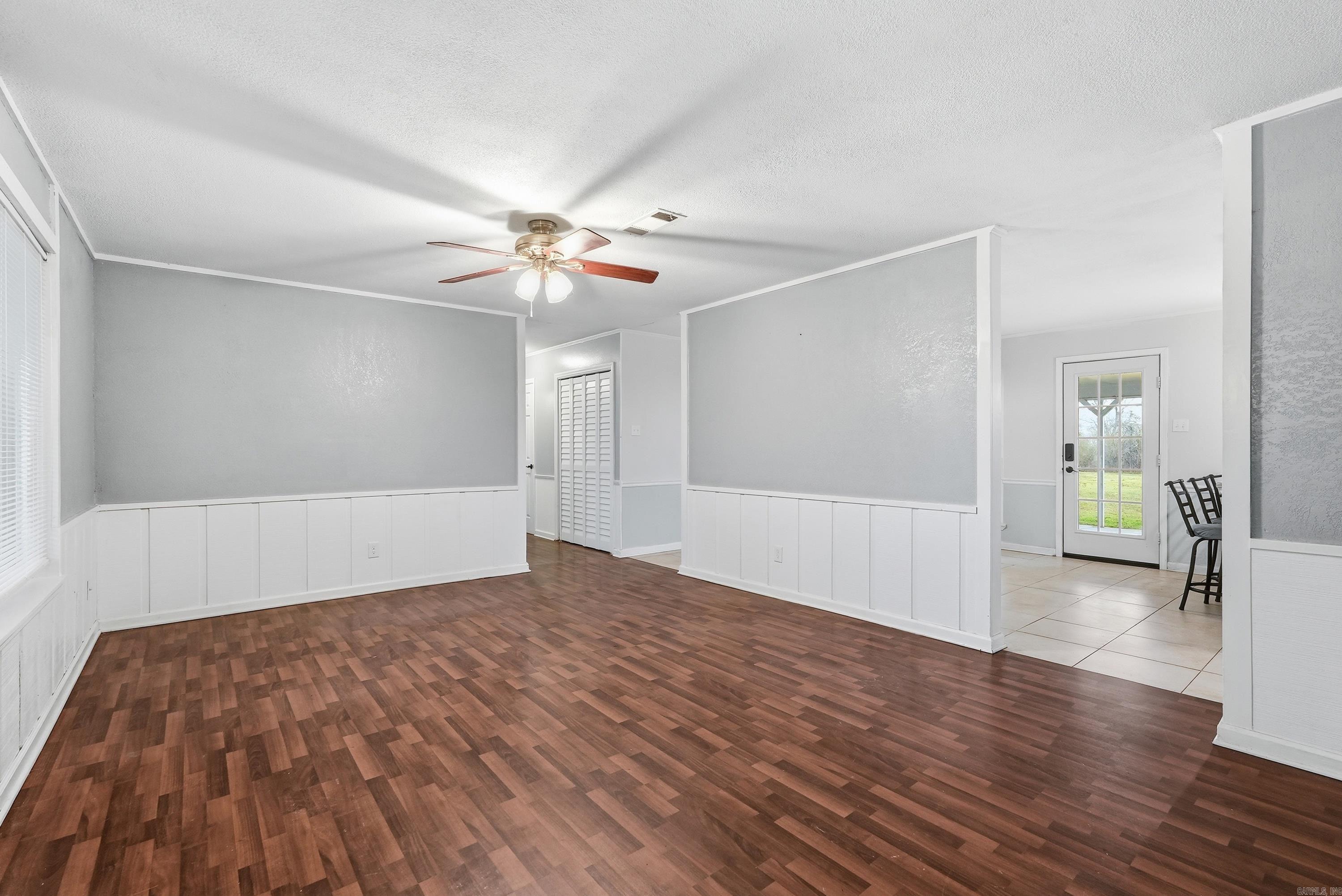 74 E Main  Greenbrier, AR