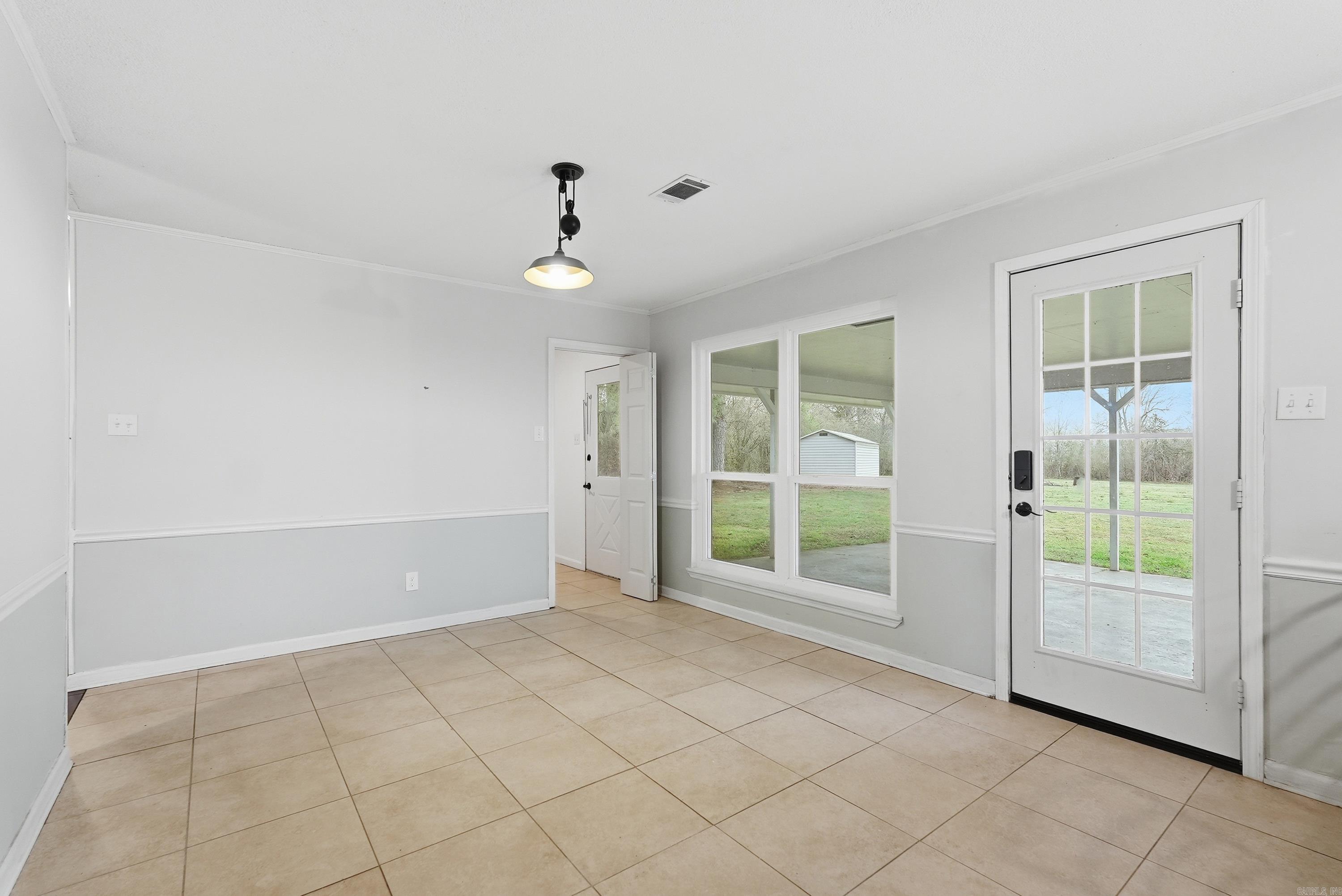 74 E Main  Greenbrier, AR