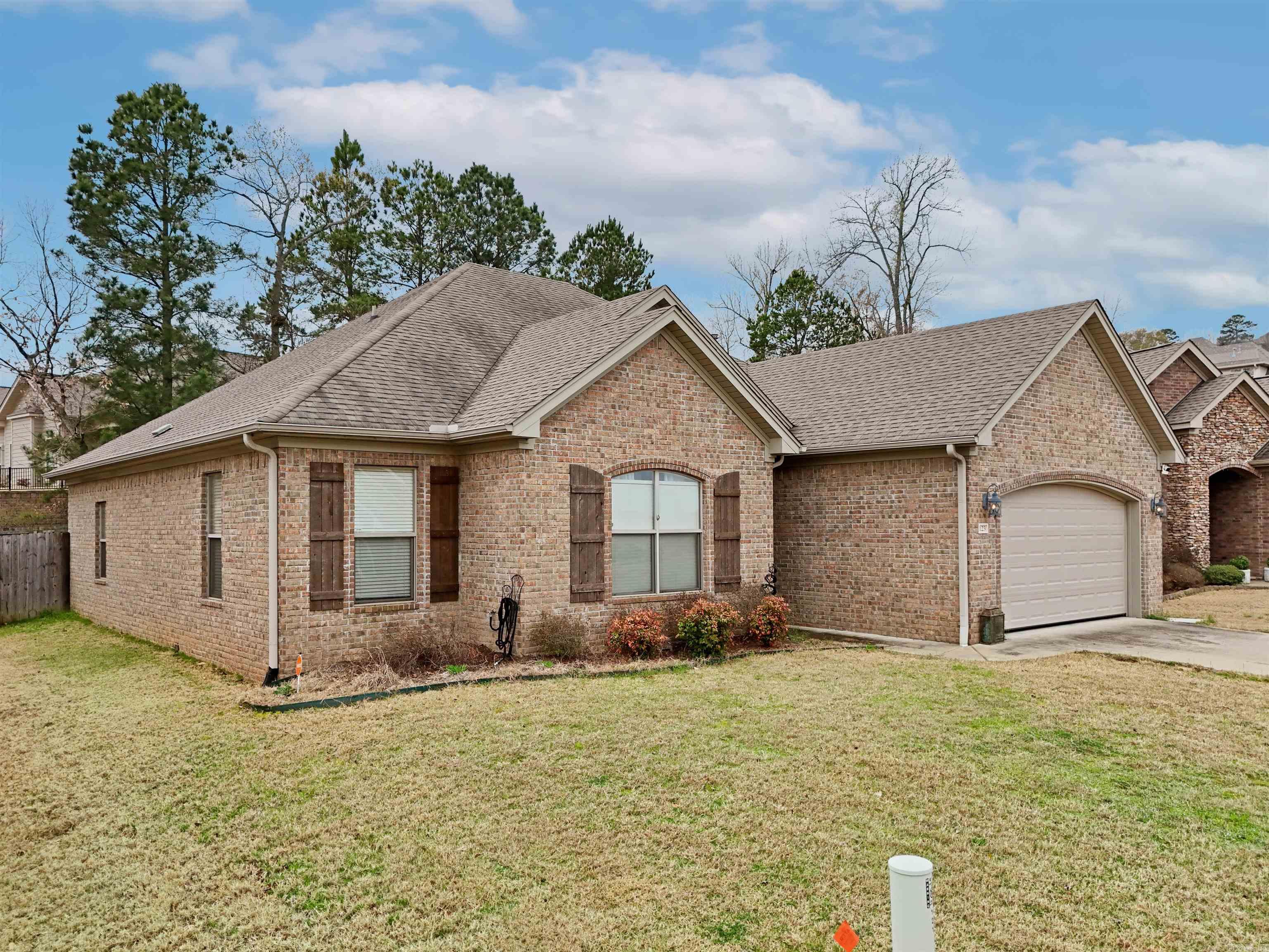 123 Nantucket  Maumelle, AR