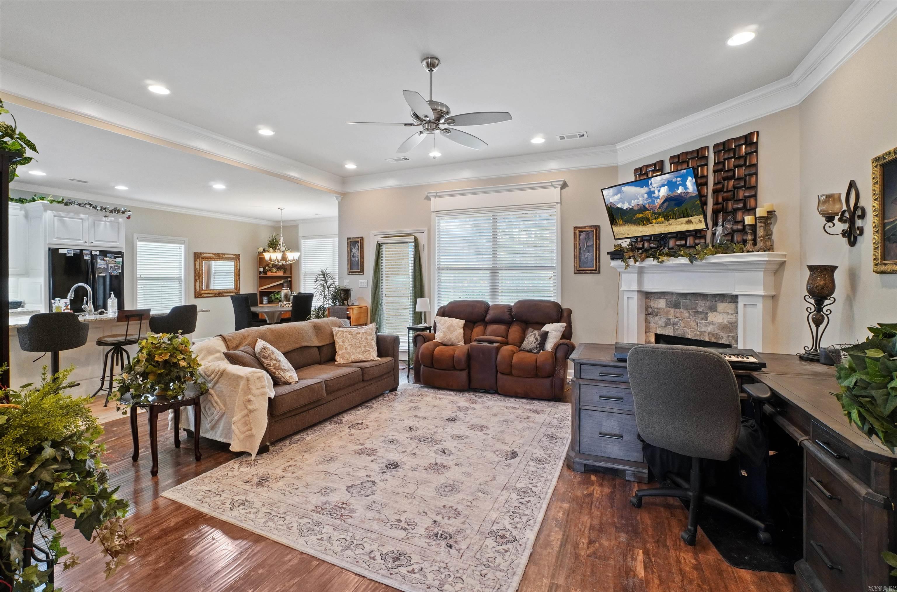 123 Nantucket  Maumelle, AR