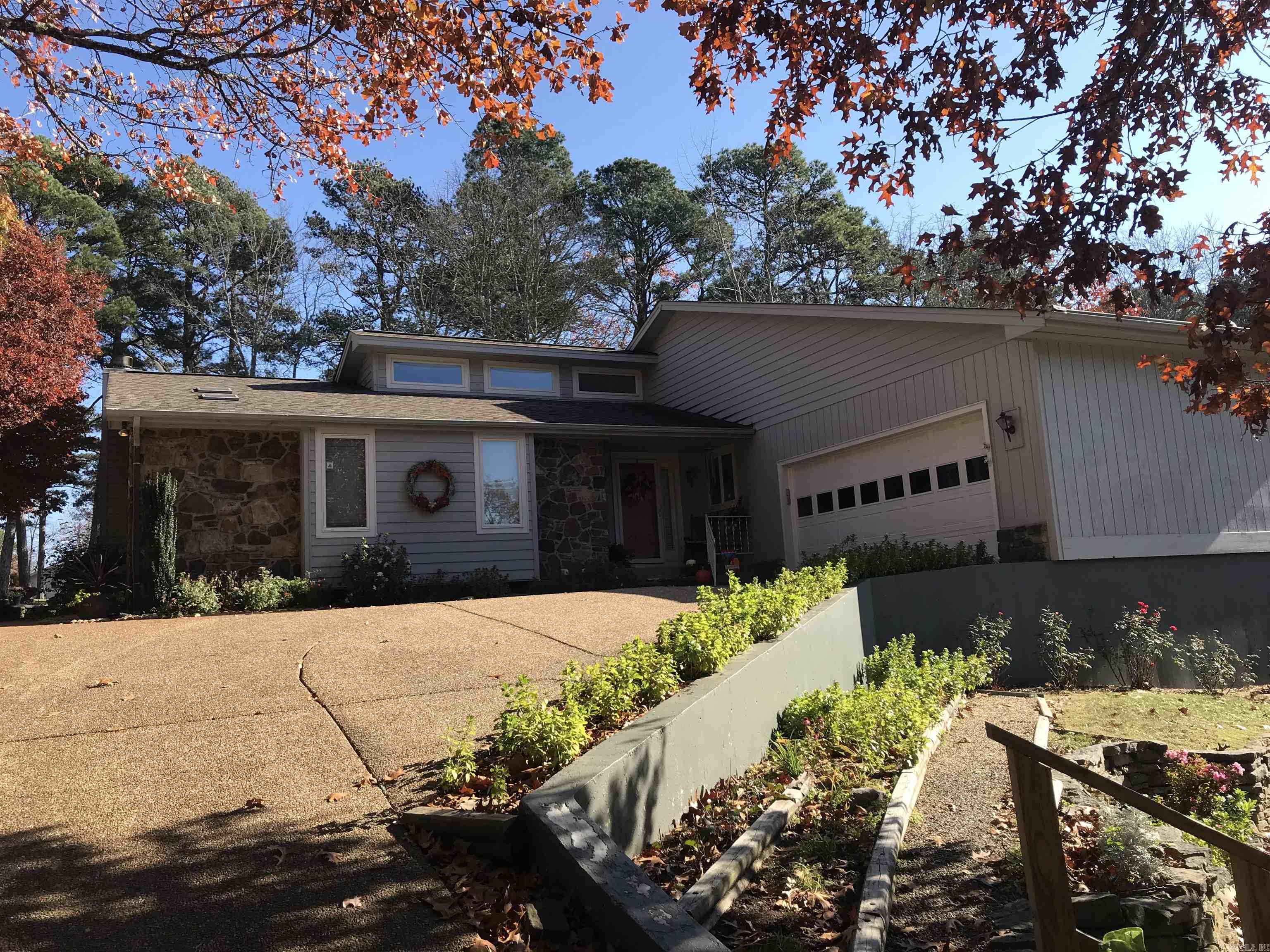 319 Snead Dr.  Fairfield Bay, AR