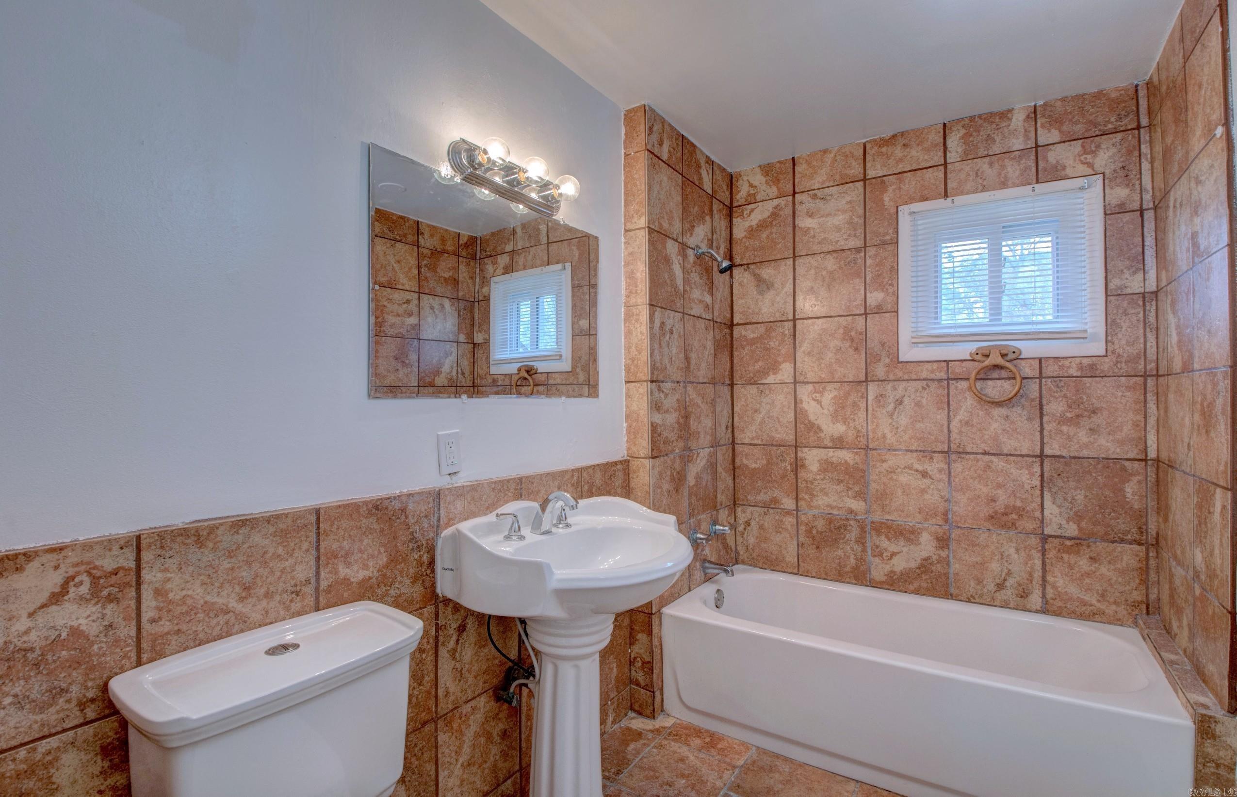 3815 Bruno  Little Rock, AR