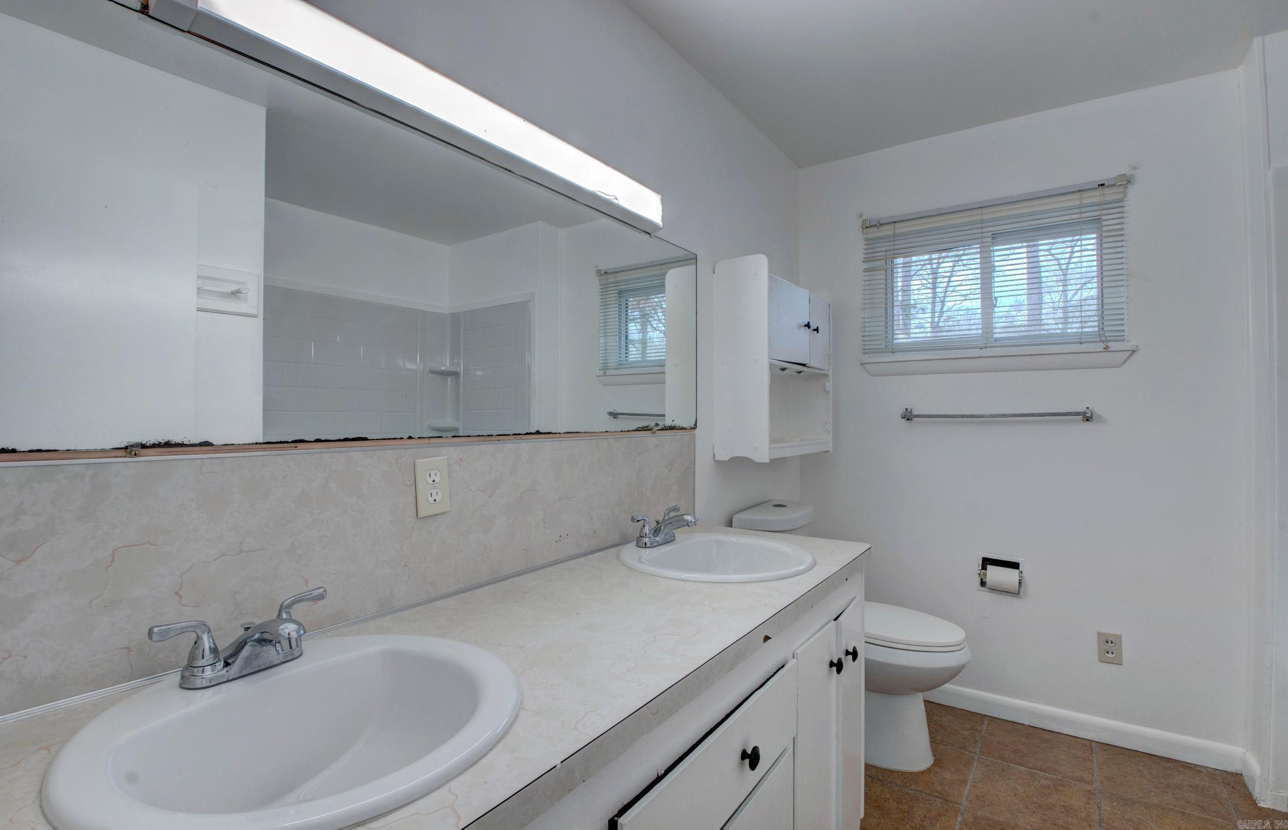 3815 Bruno  Little Rock, AR