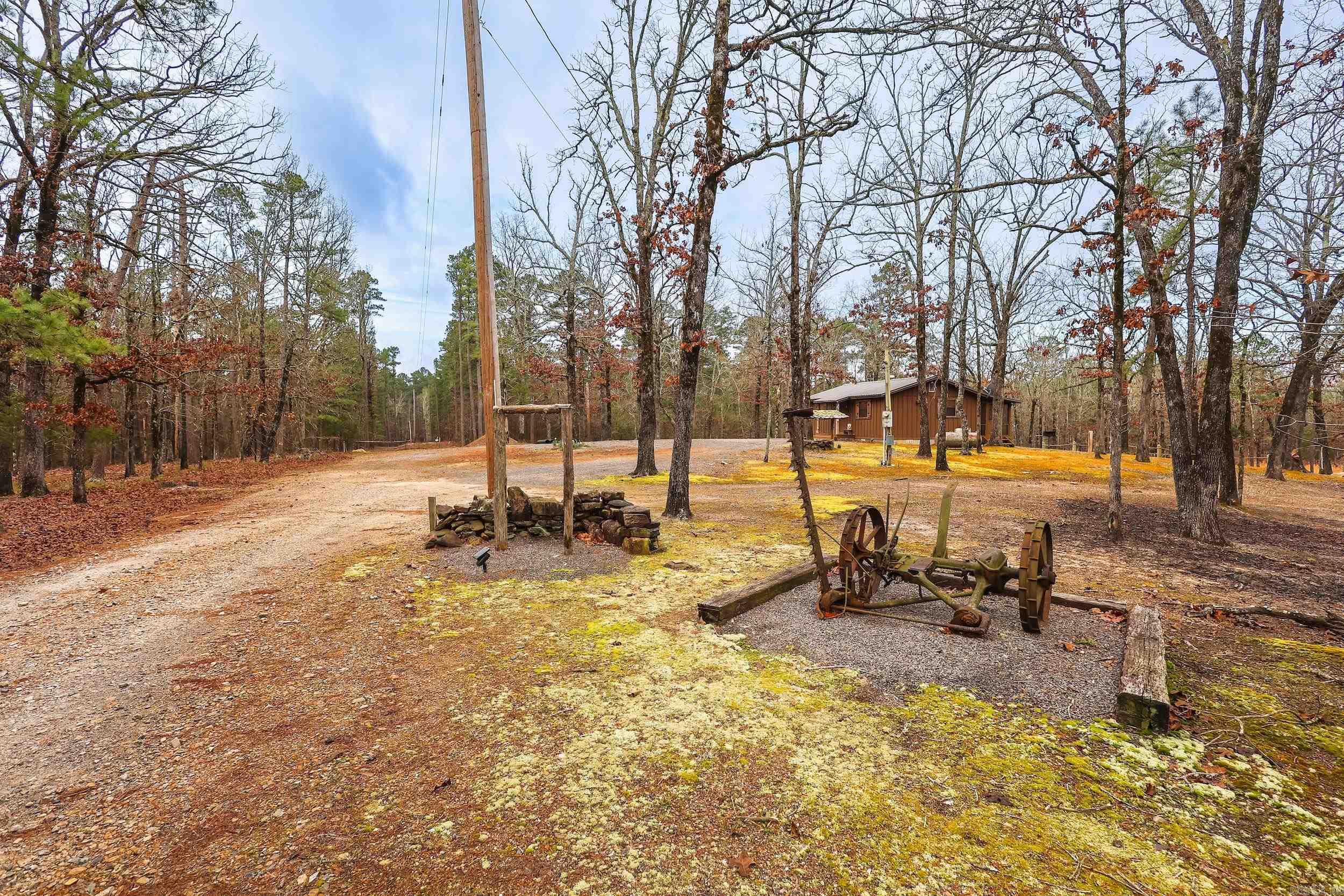 59 Easy  Mount Ida, AR