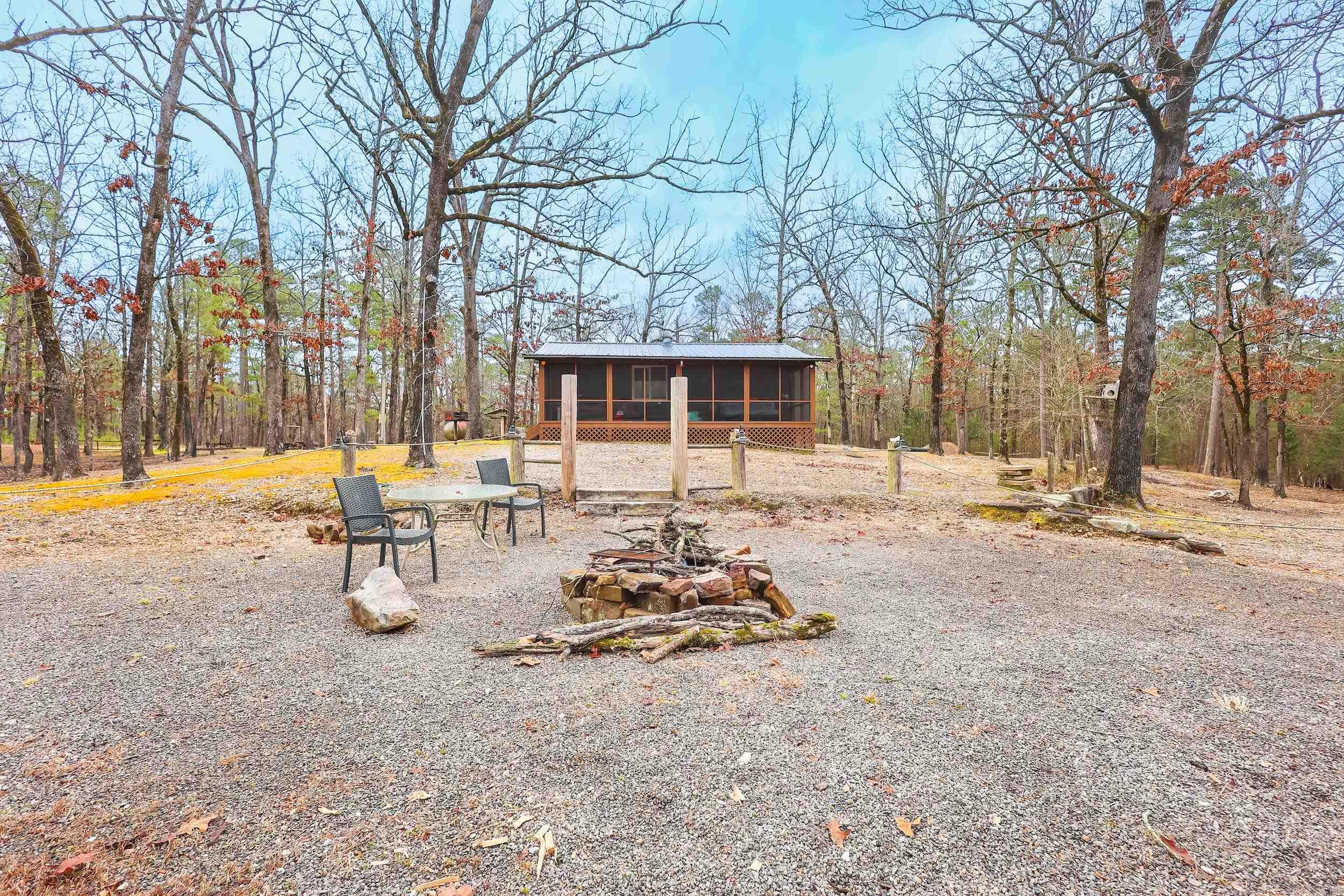 59 Easy  Mount Ida, AR