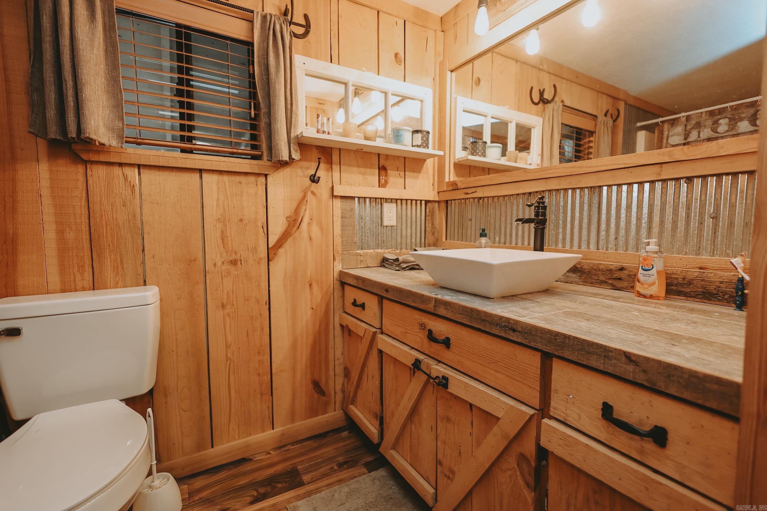 59 Easy  Mount Ida, AR