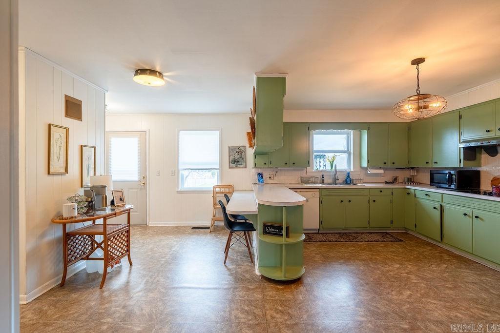 5350 W Heber Springs  Quitman, AR