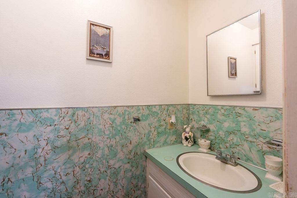 5350 W Heber Springs  Quitman, AR