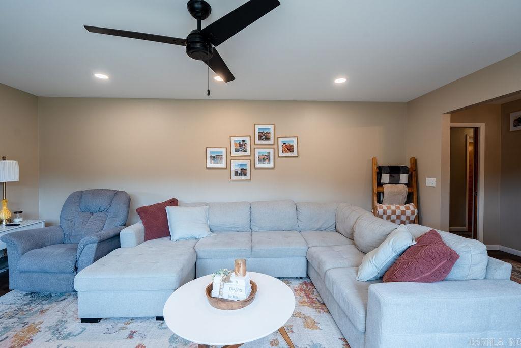 5350 W Heber Springs  Quitman, AR