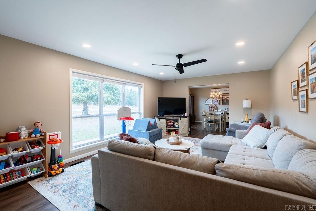 5350 W Heber Springs  Quitman, AR