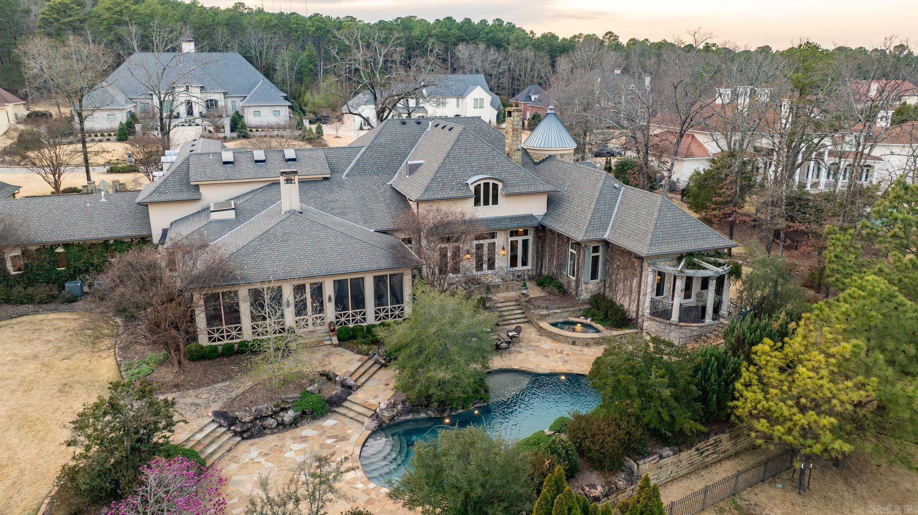 19 Spring Valley Ln  Little Rock, AR