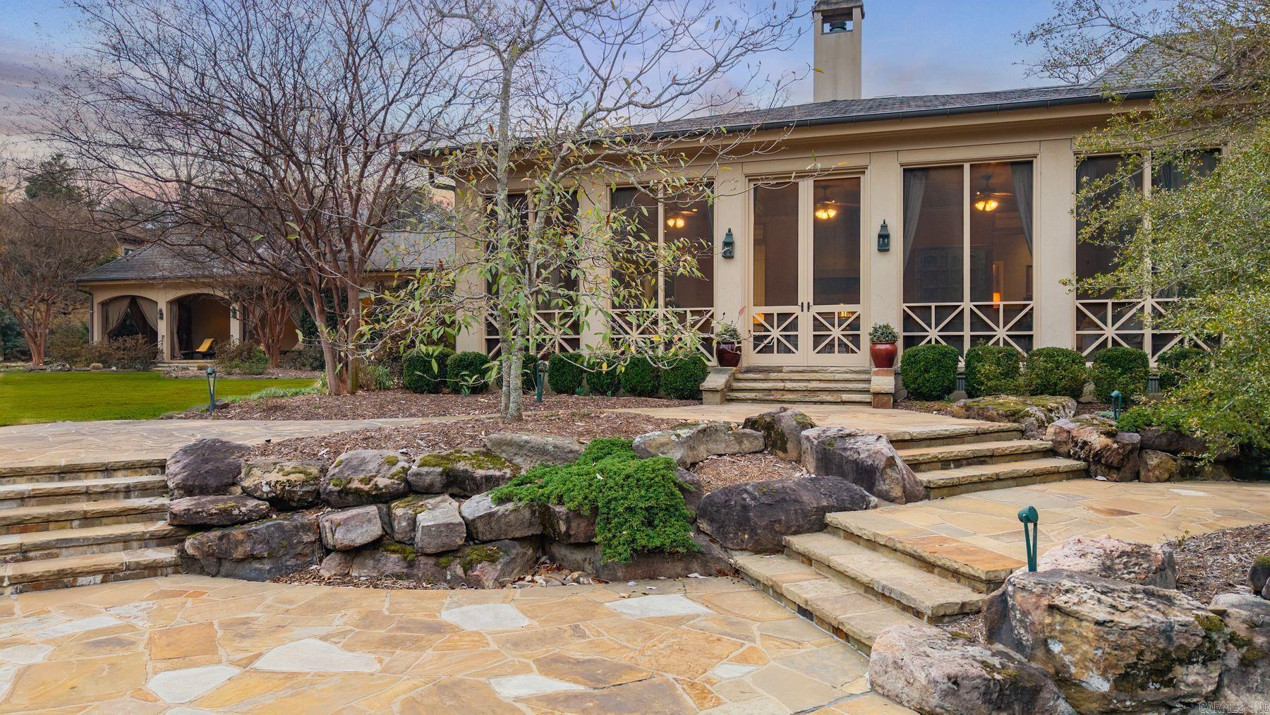 19 Spring Valley Ln  Little Rock, AR