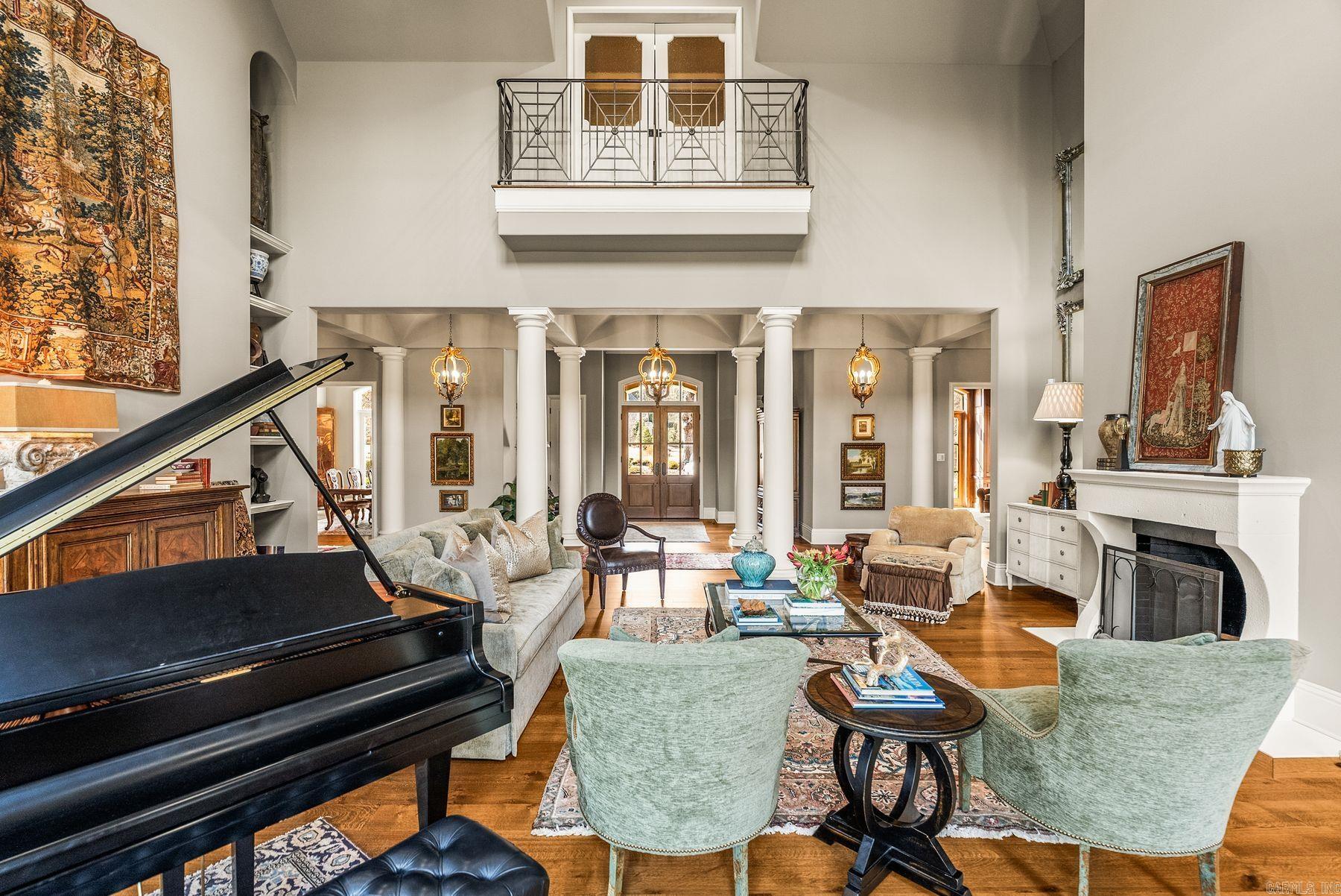 19 Spring Valley Ln  Little Rock, AR