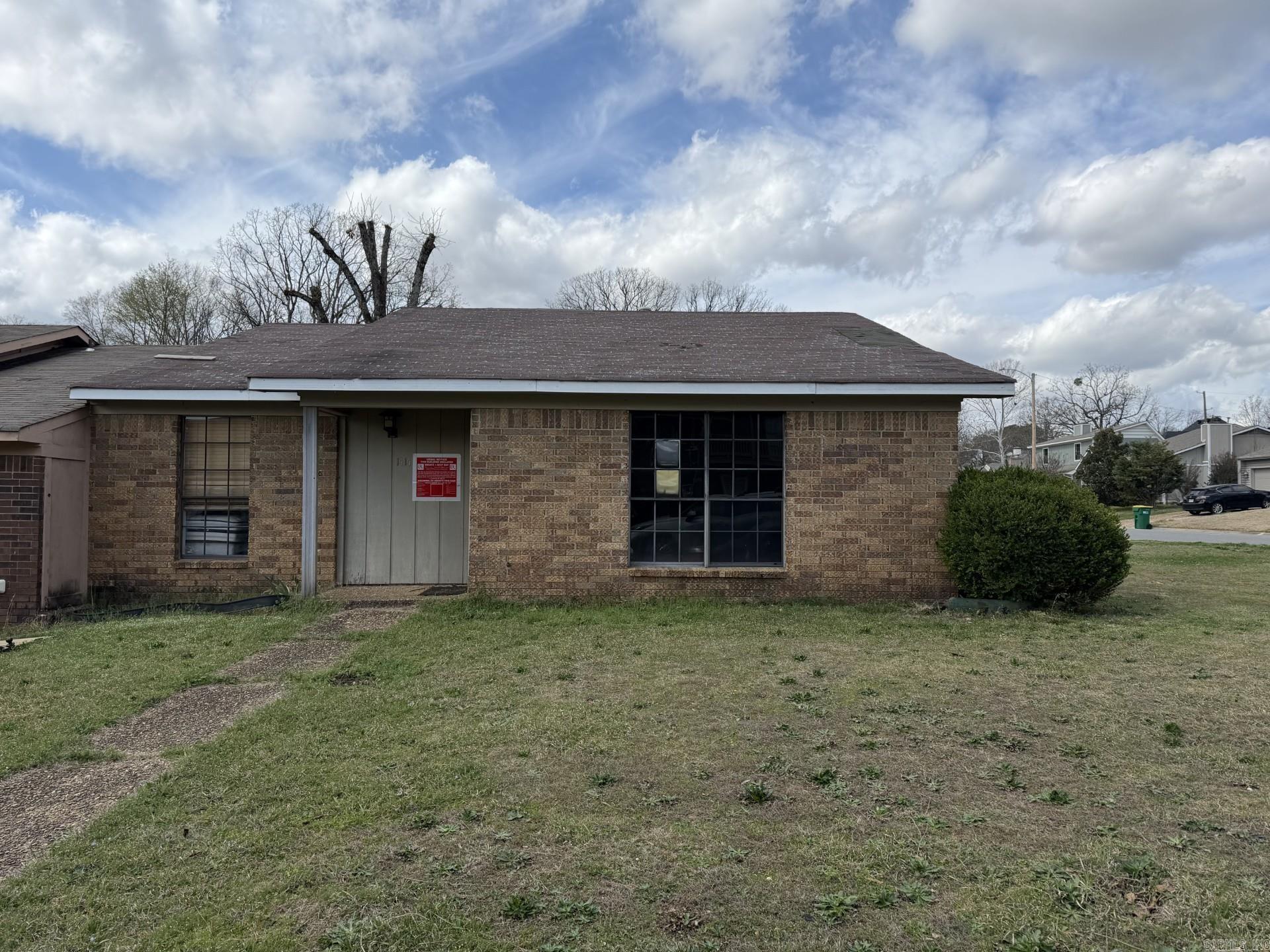 1414 Pickering Dr  Little Rock, AR