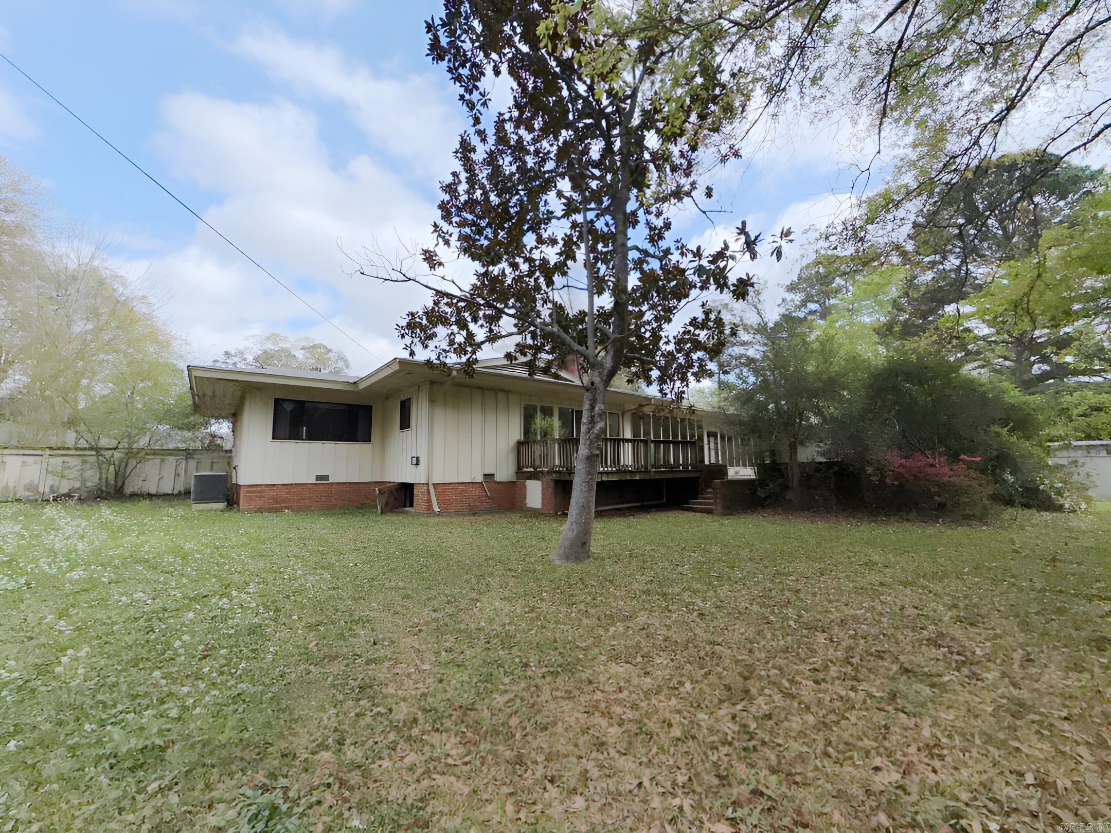 147 Woodland Drive El Dorado, AR 71730