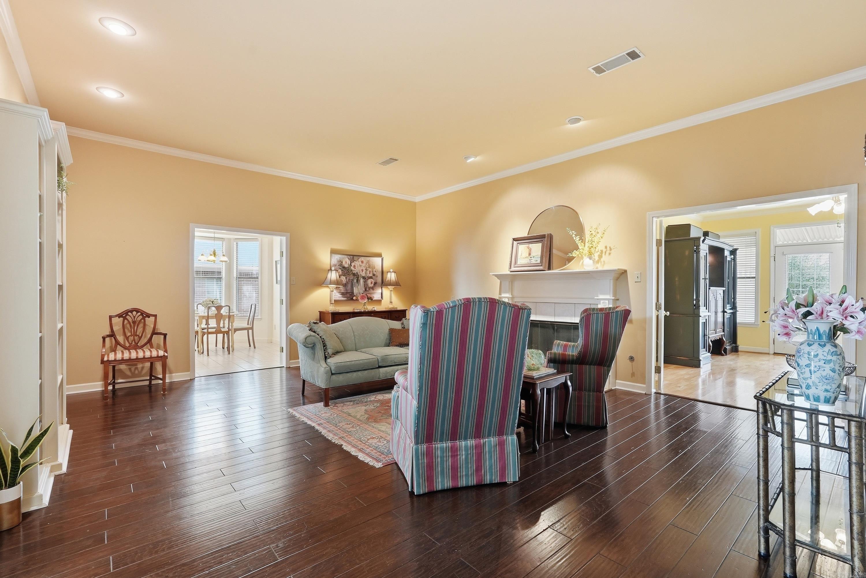 10 Chicot  Maumelle, AR