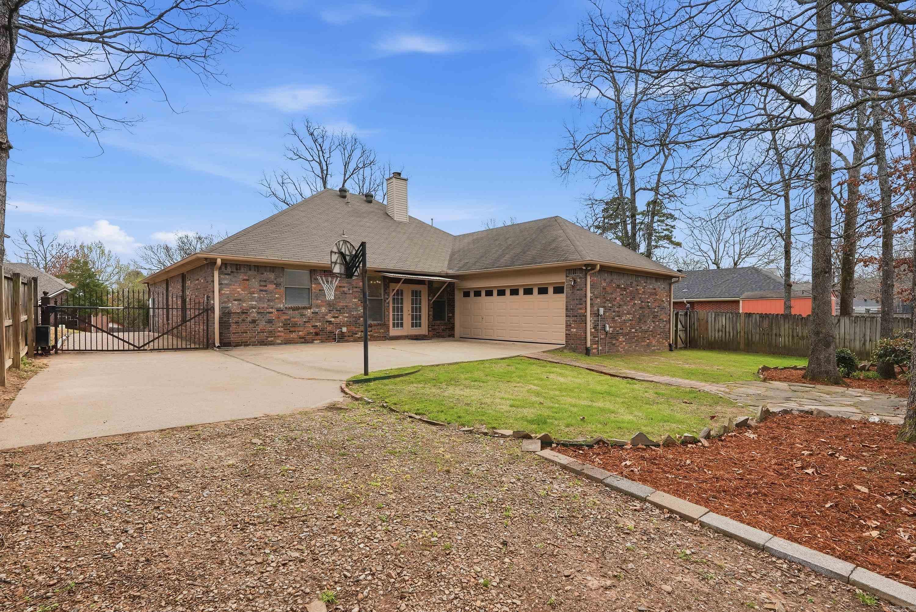 10 Chicot  Maumelle, AR