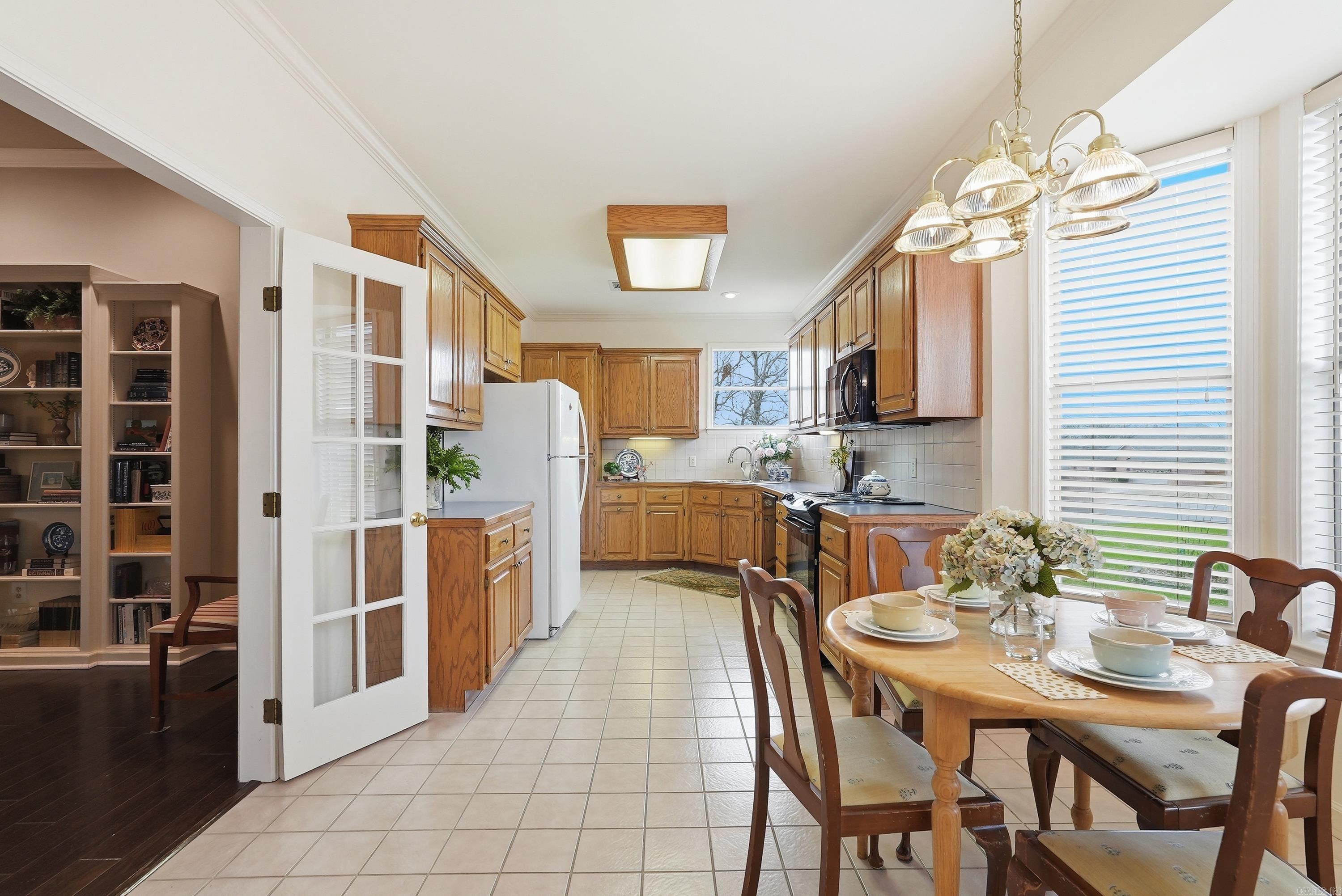 10 Chicot  Maumelle, AR