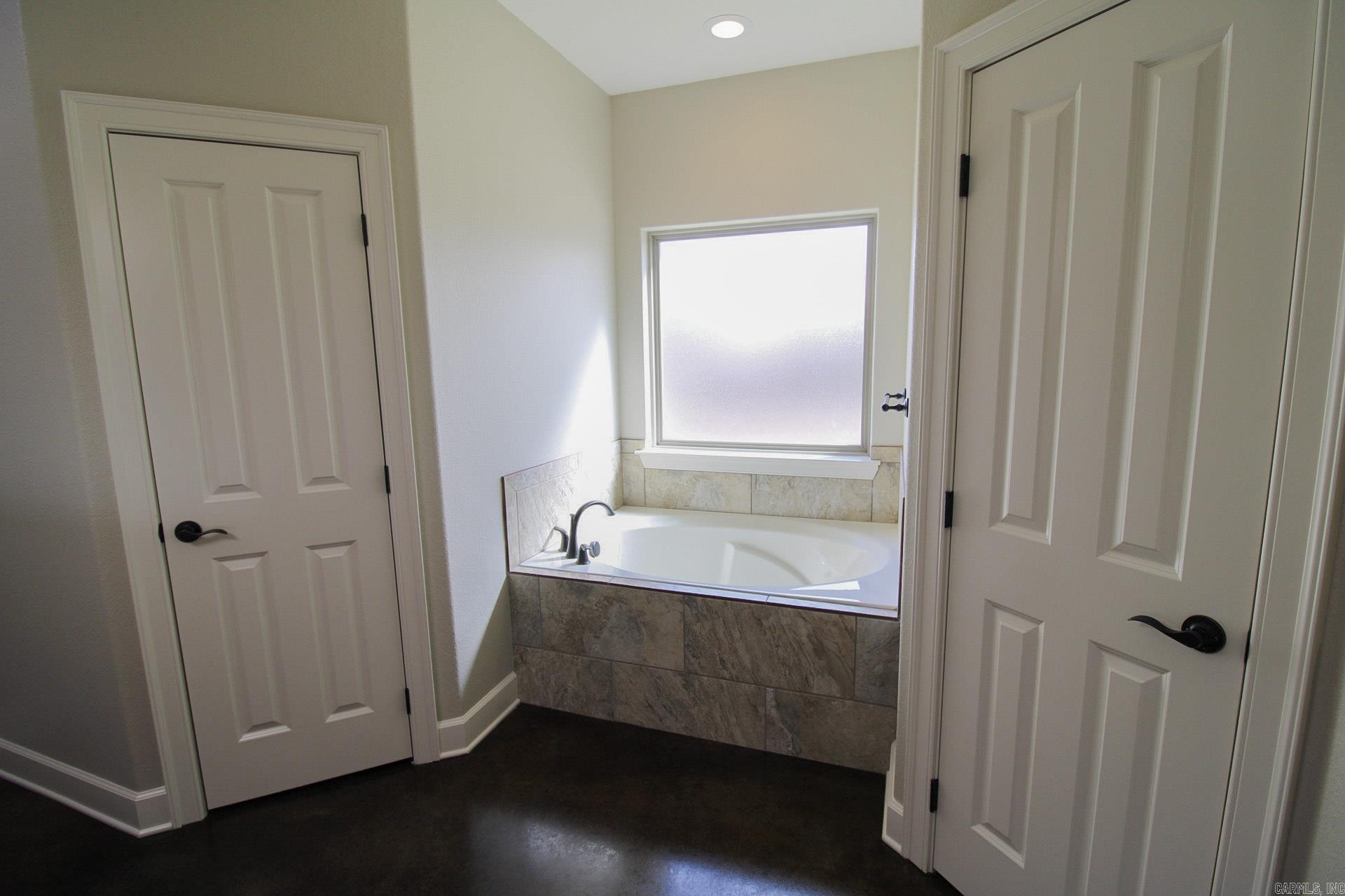 3020 Cloudberry  Conway, AR