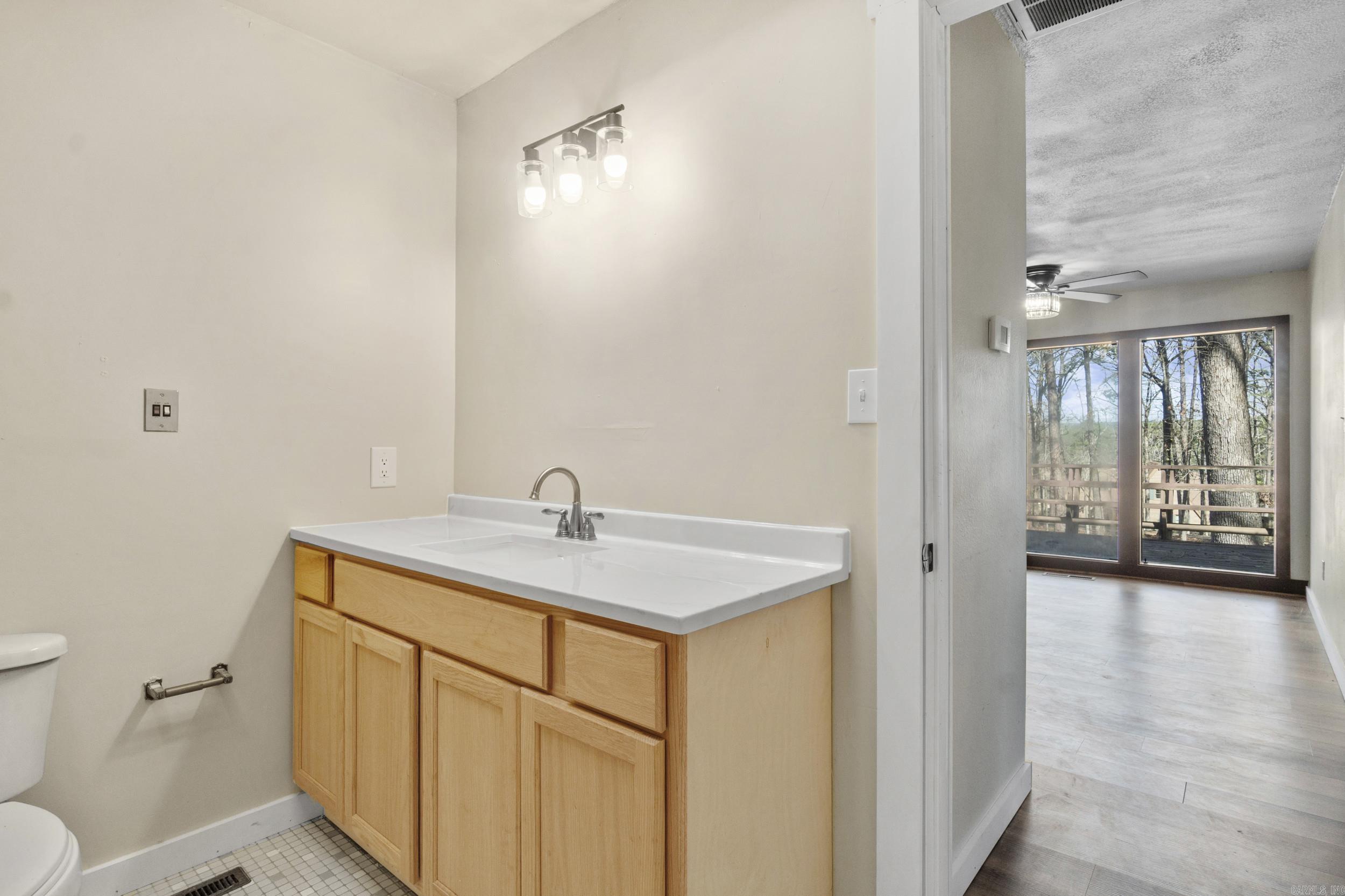 2409 Tannenbaum Road Drasco, AR 72530