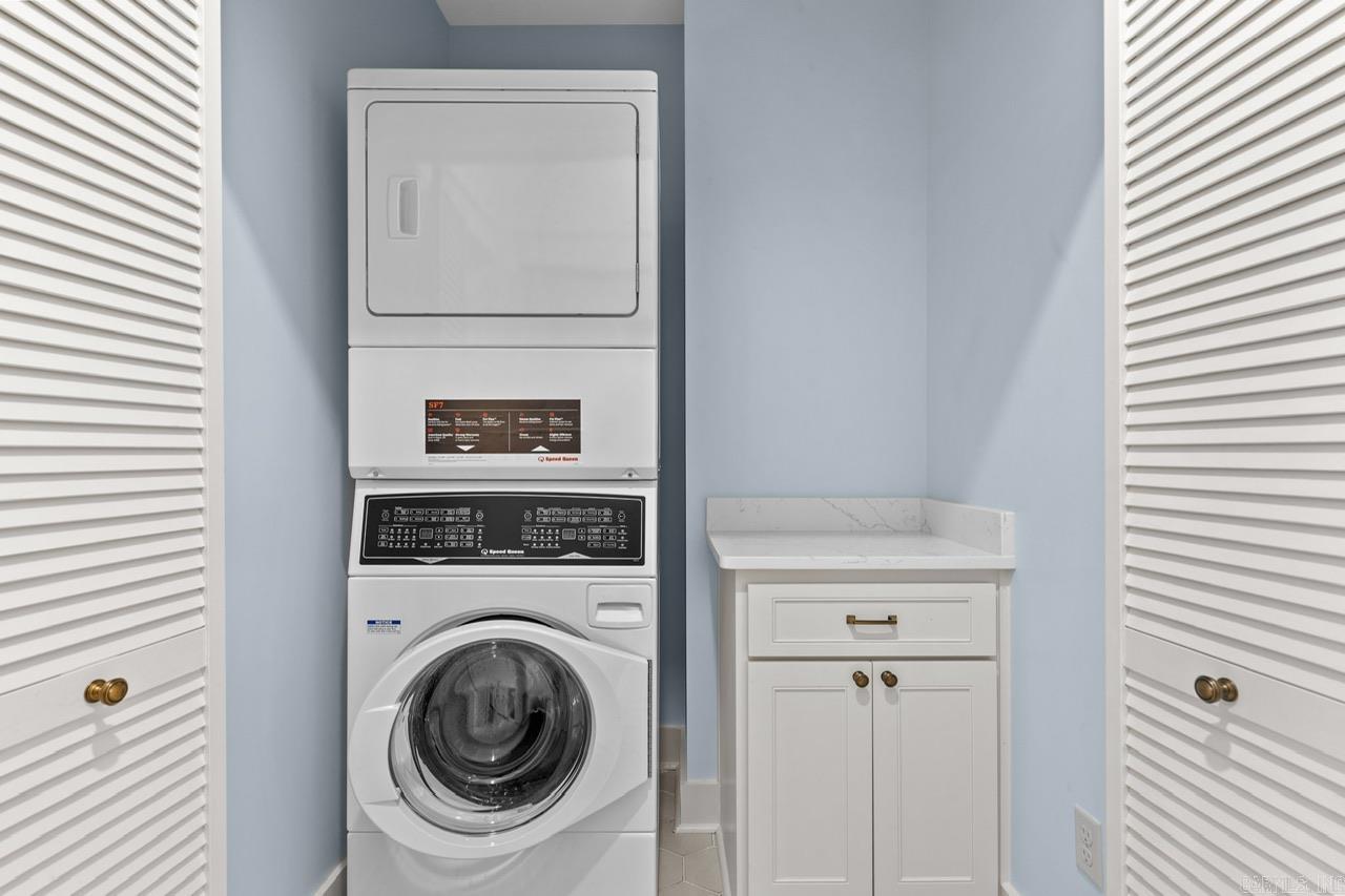 500 Valentine  Little Rock, AR