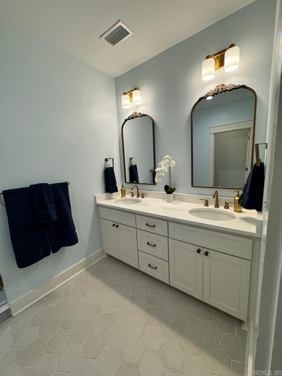 500 Valentine  Little Rock, AR