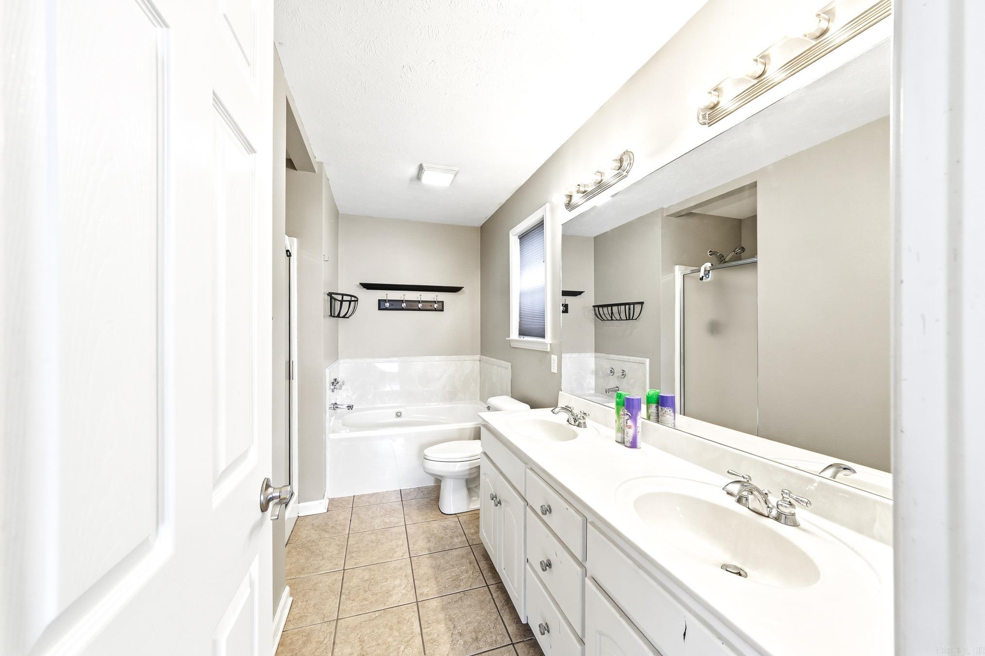 7 Moonlight  Ward, AR