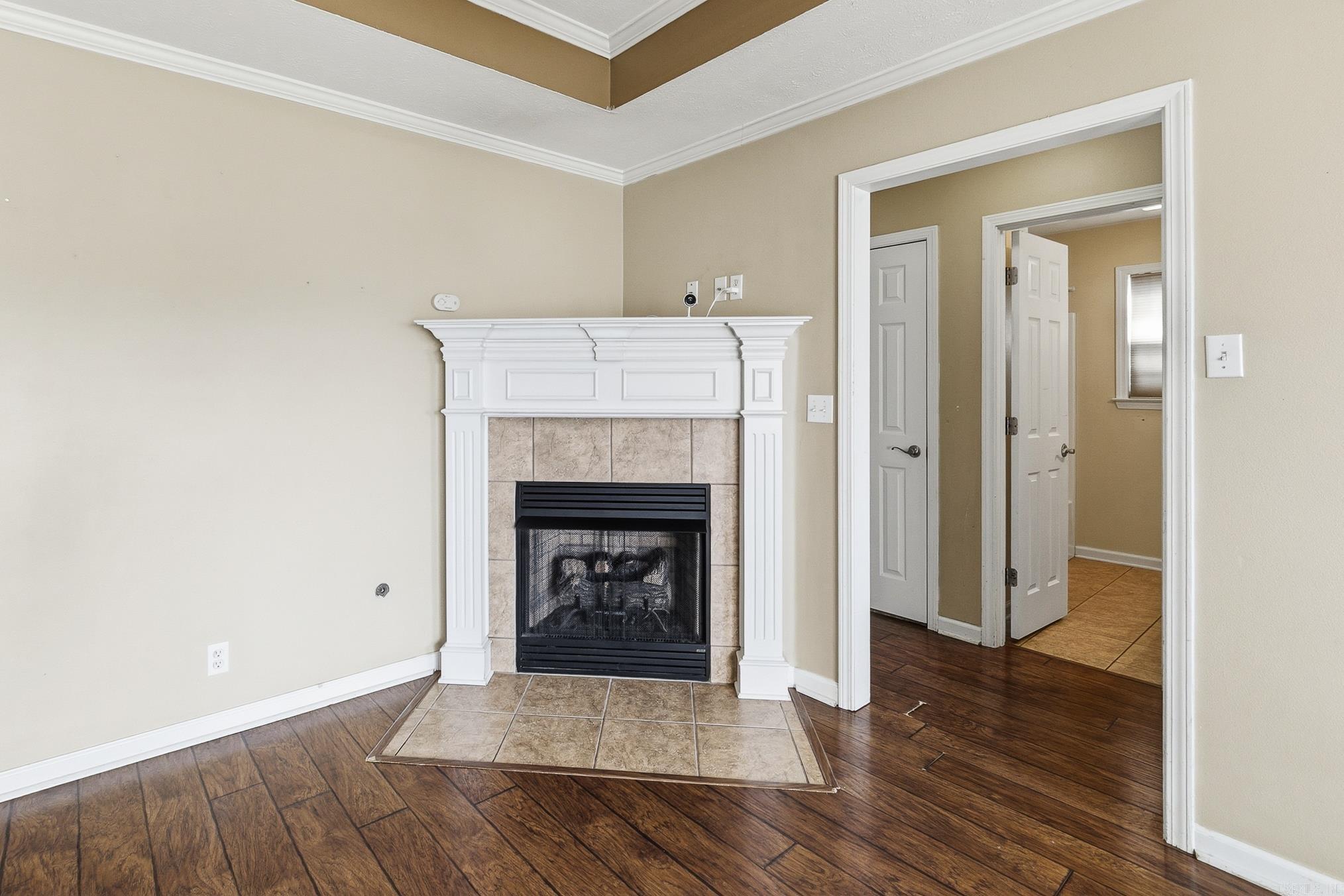 7 Moonlight  Ward, AR