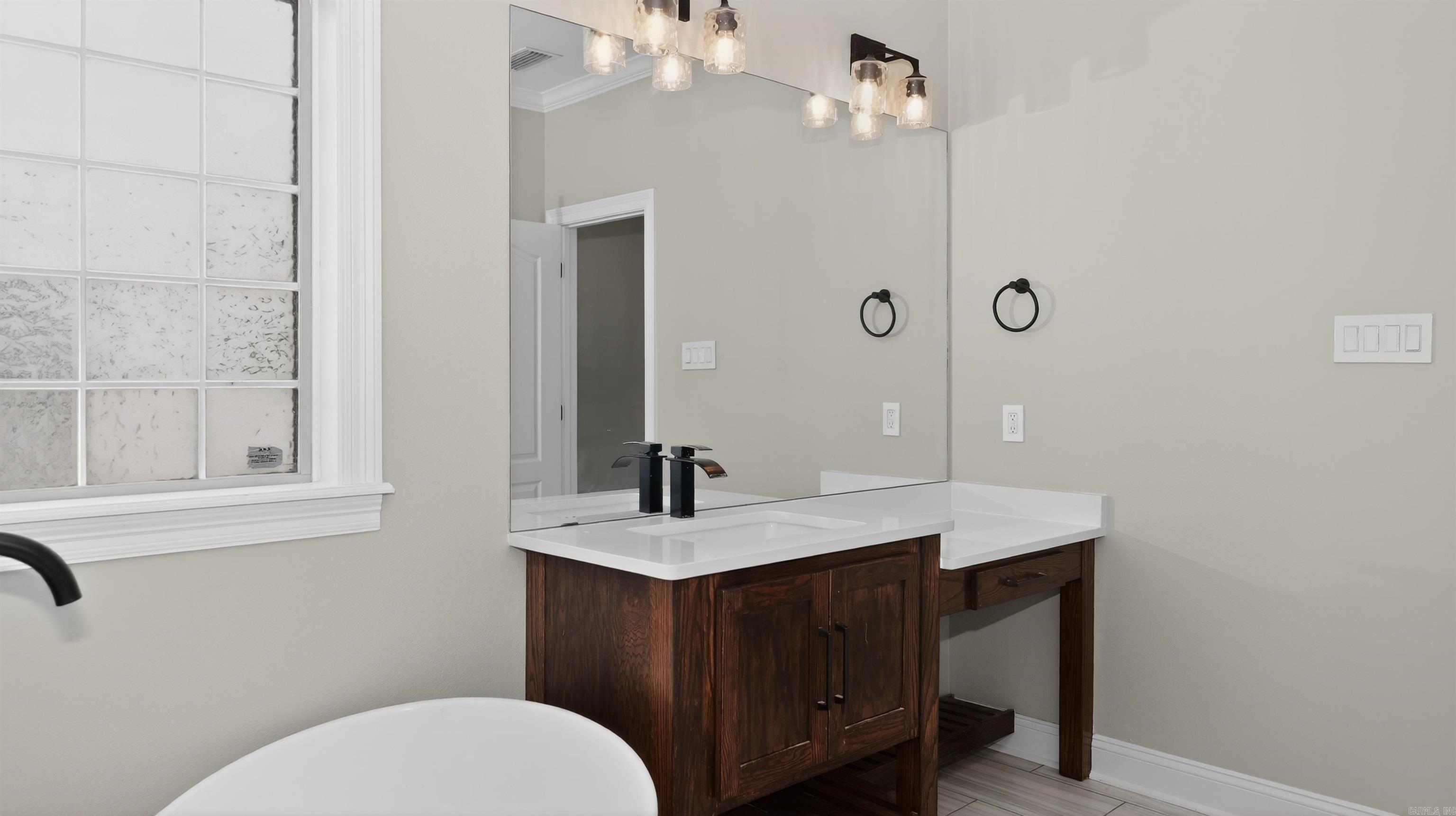 77 Cypress Creek Dr  Cabot, AR