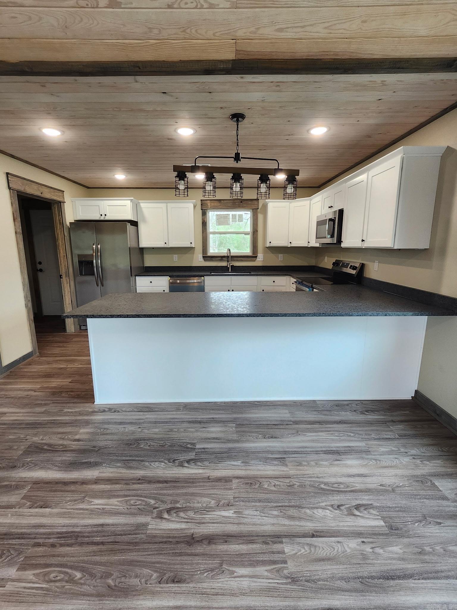 293 Unit B Cypert's Bluff Rd. Searcy, AR 72143