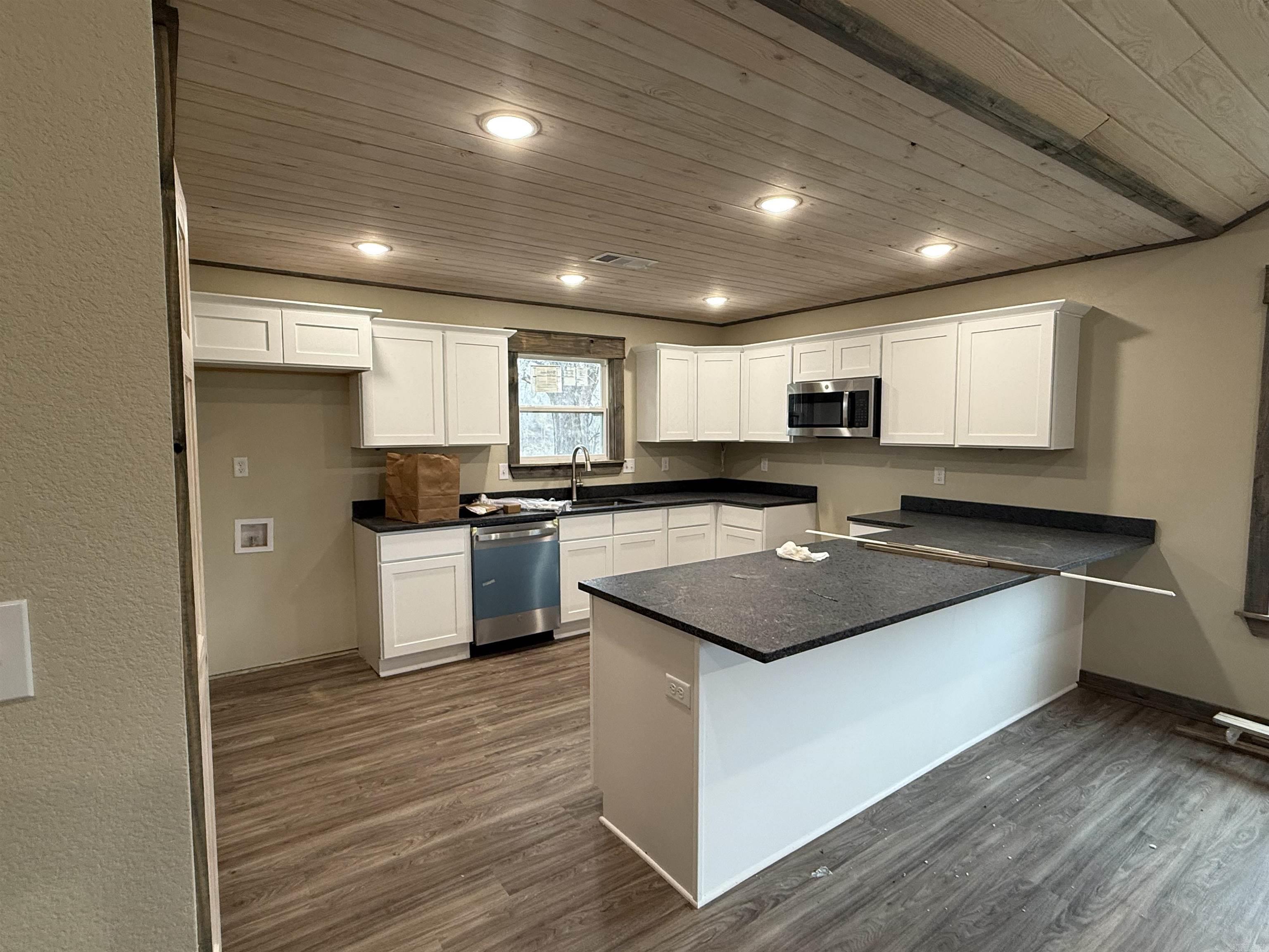 293 Unit B Cypert's Bluff Rd.  Searcy, AR