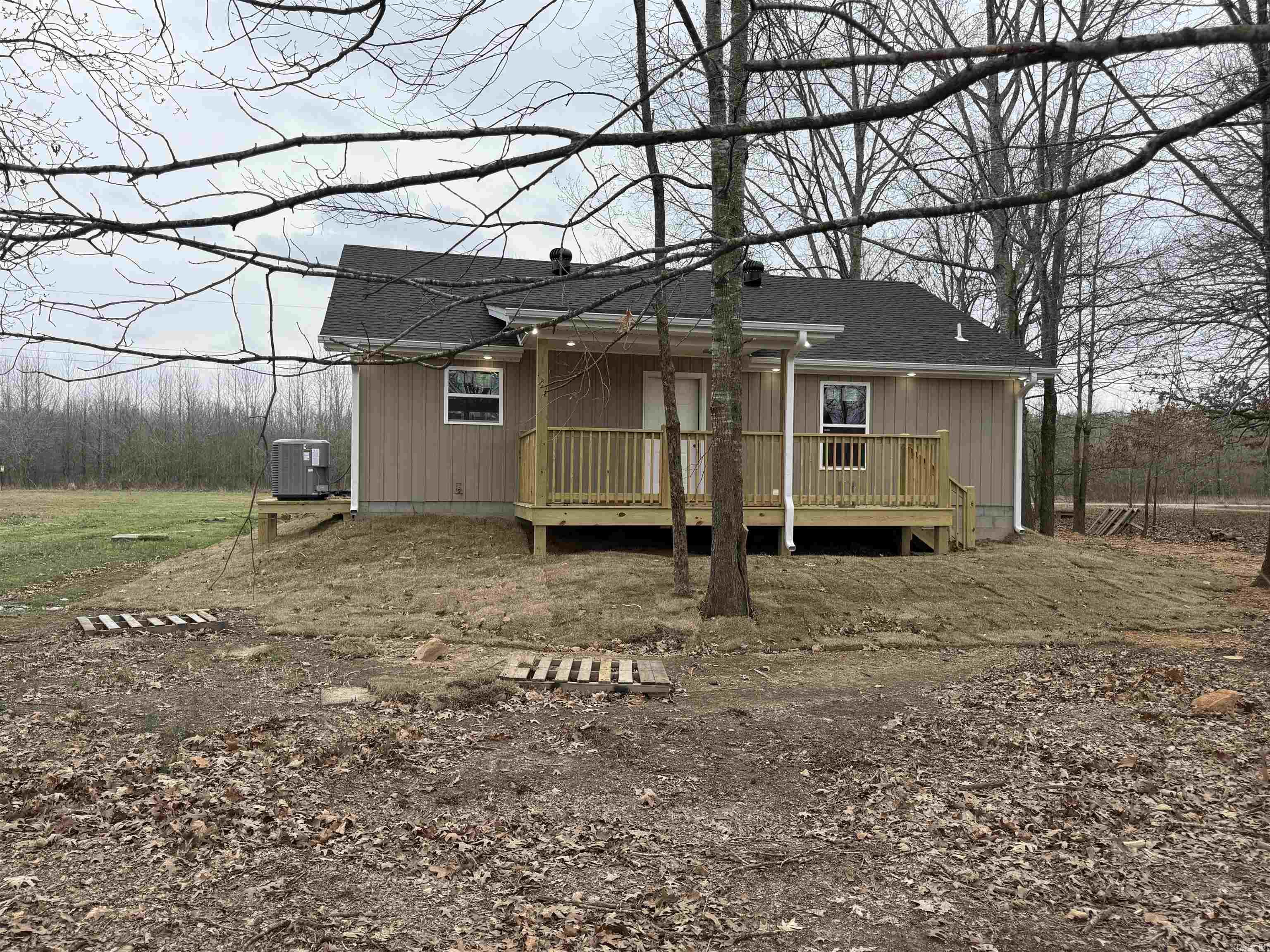 293 Unit B Cypert's Bluff Rd. Searcy, AR 72143