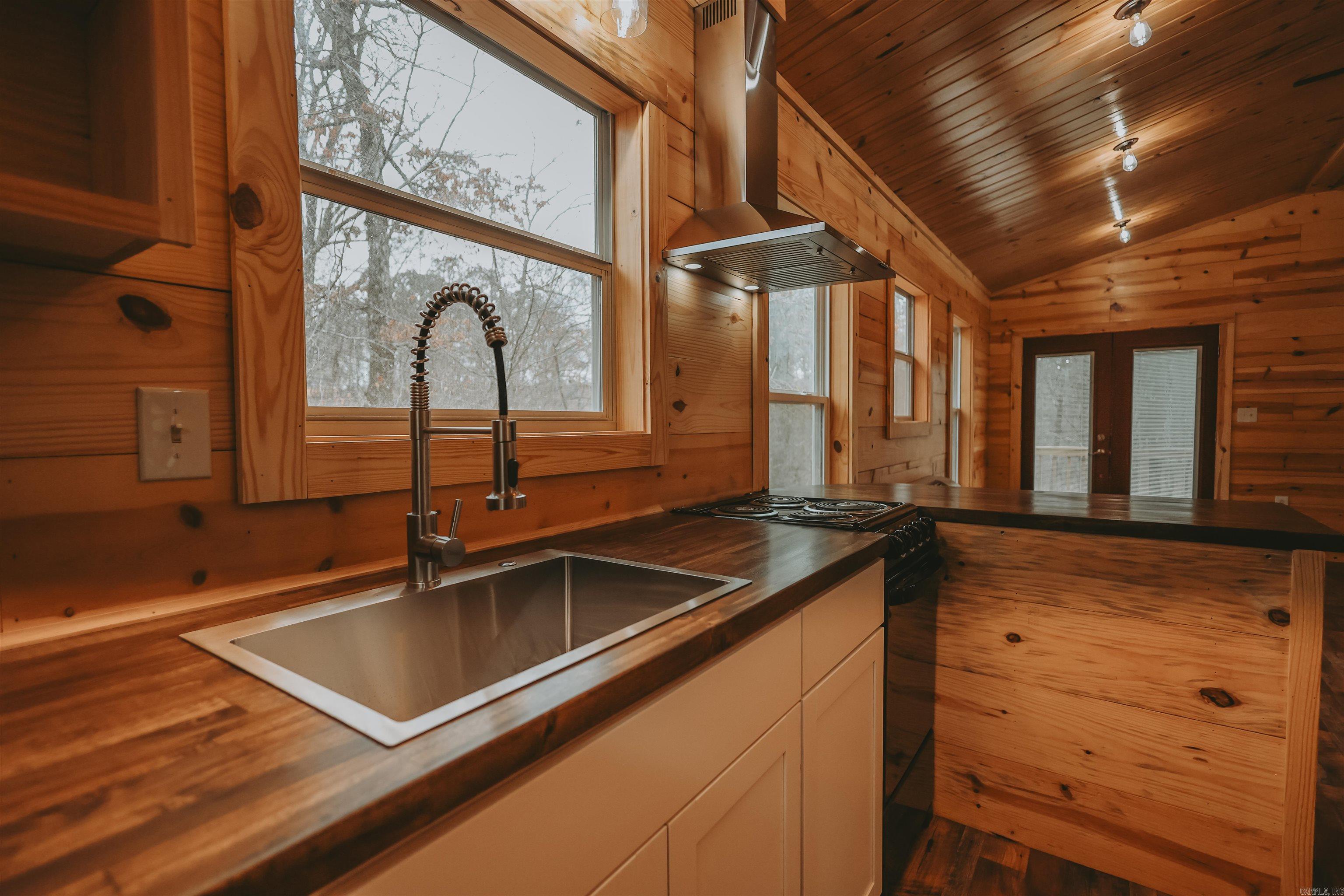 195 Bearce  Mount Ida, AR