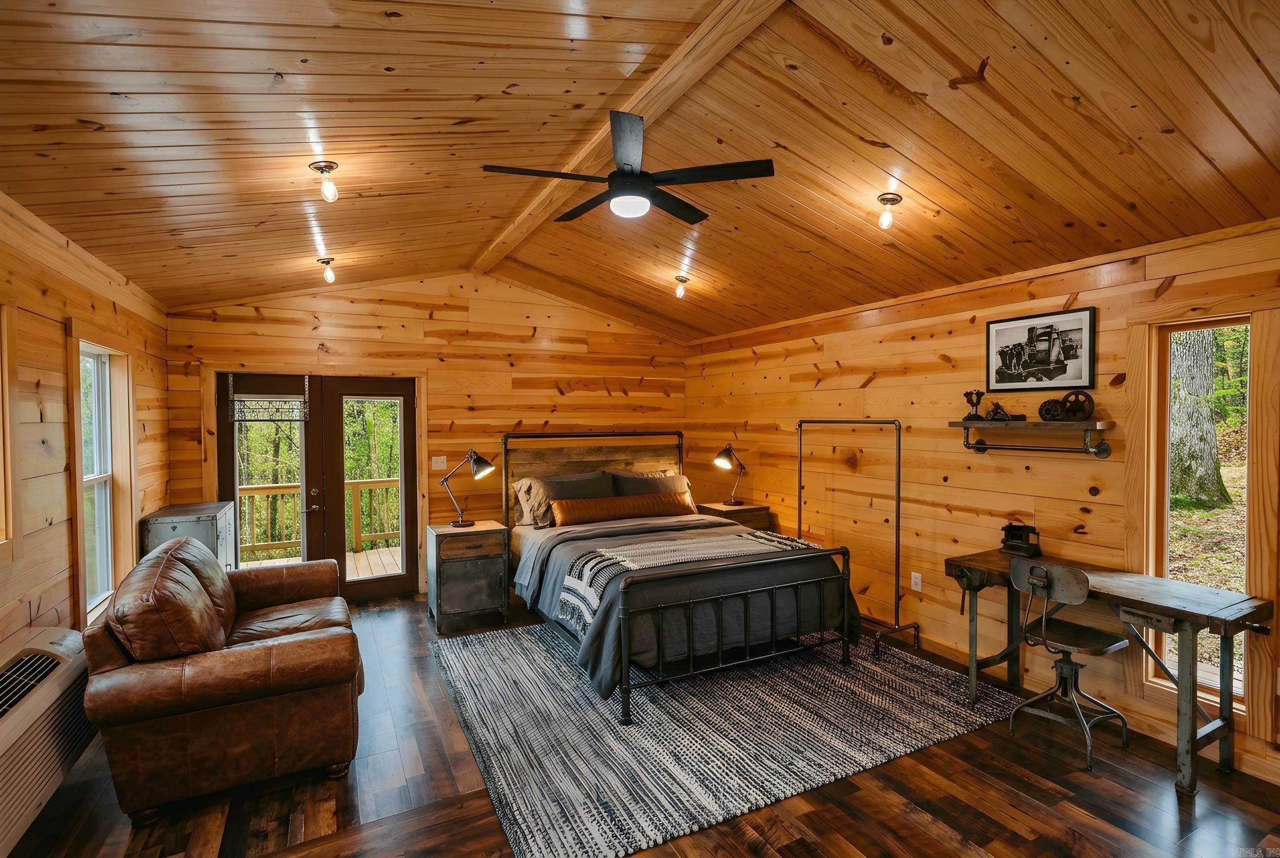 195 Bearce  Mount Ida, AR