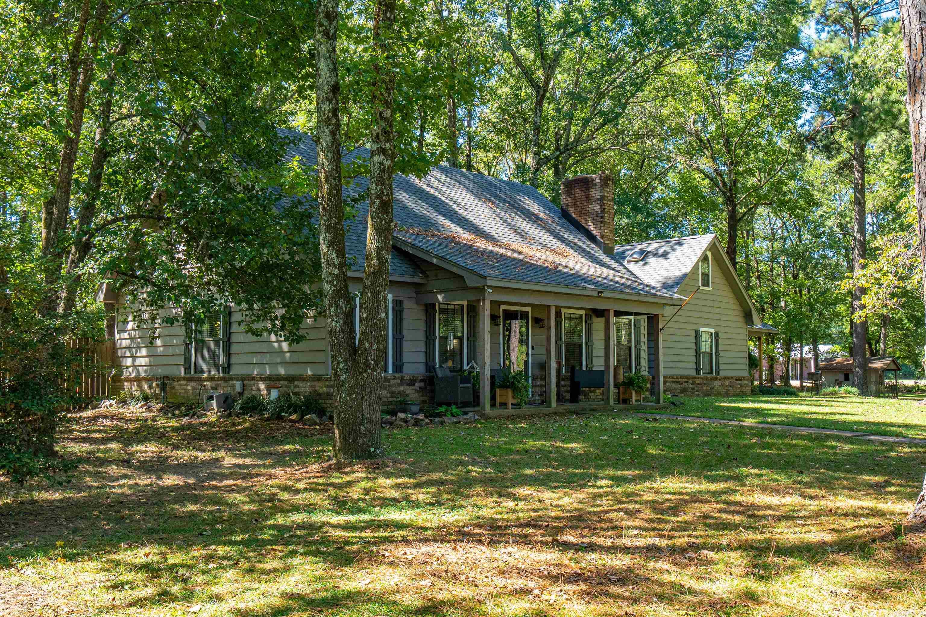 7104 Highway 67  Gurdon, AR